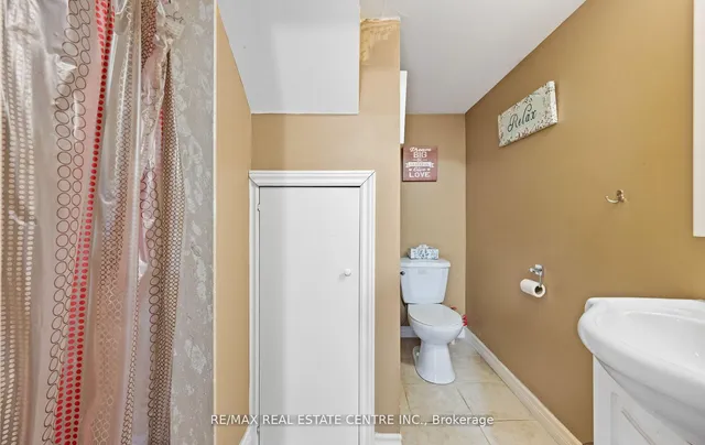 Additional property image - 750 Burnhamthorpe Rd Unit 35
