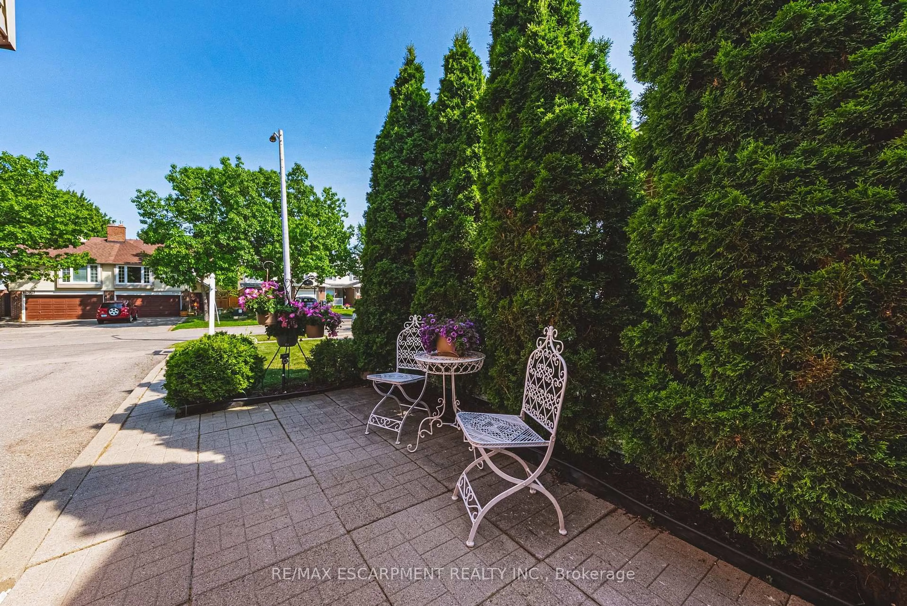 Patio, street for 6291 Starfield Cres, Mississauga Ontario L5N 1X3