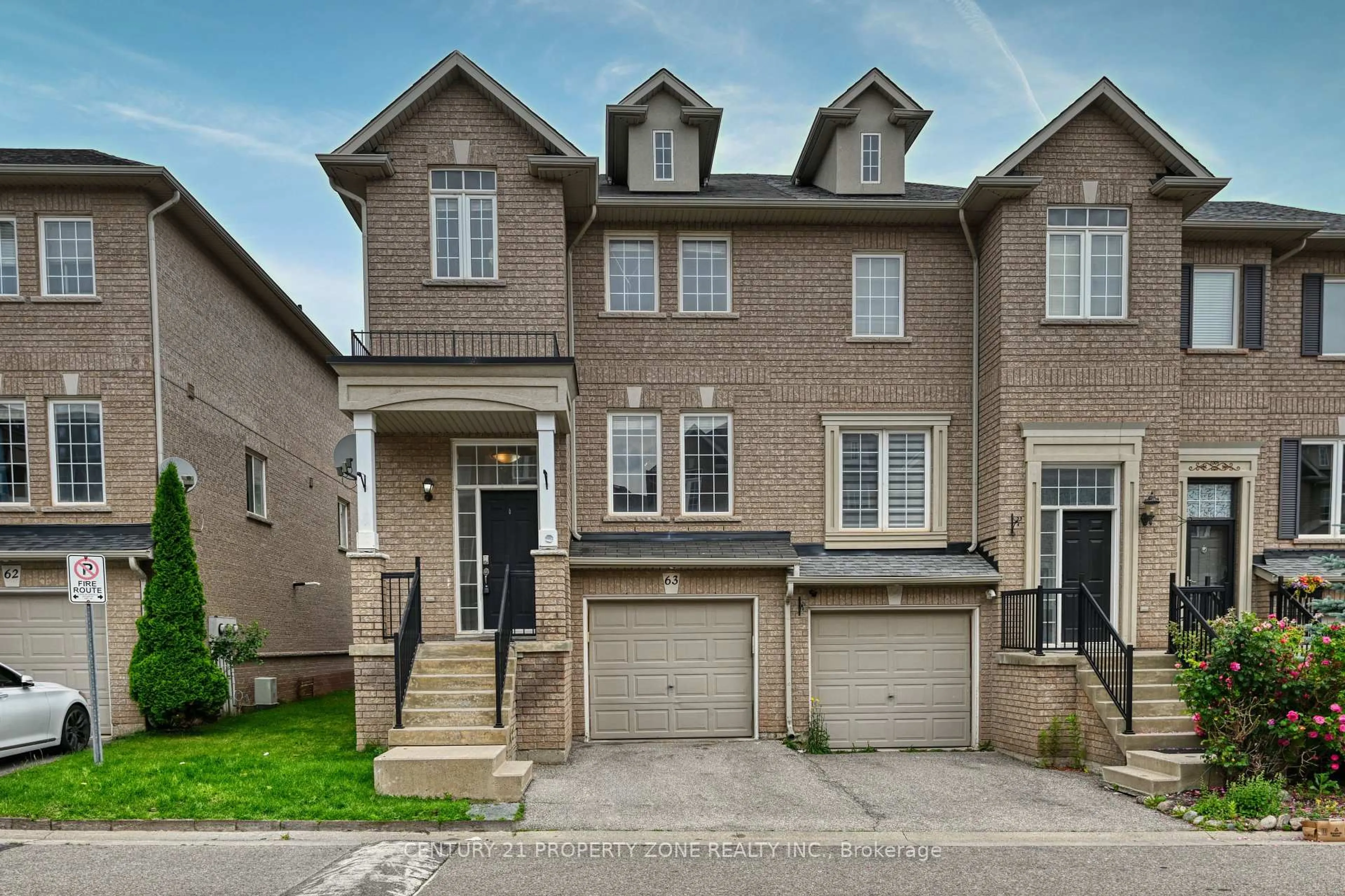 Home with brick exterior material, street for 2280 BARONWOOD Dr #63, Oakville Ontario L6M 0K4