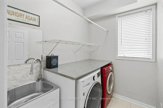 Additional property image - 1560 Rixon Way