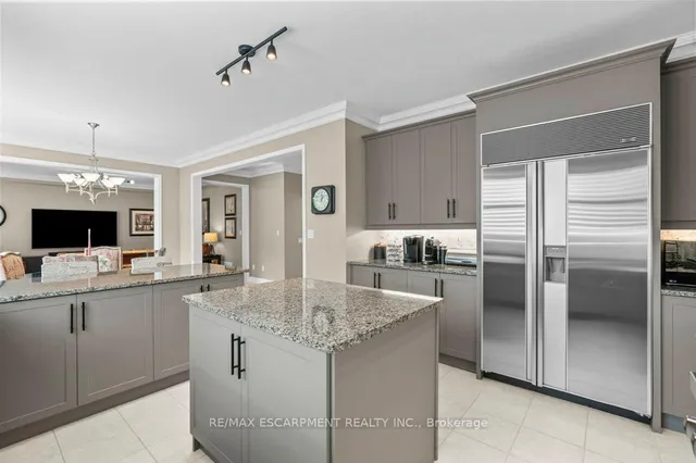 Additional property image - 1560 Rixon Way
