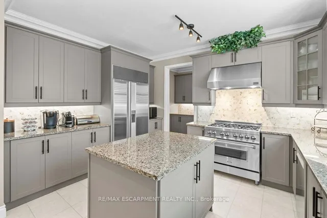 Additional property image - 1560 Rixon Way