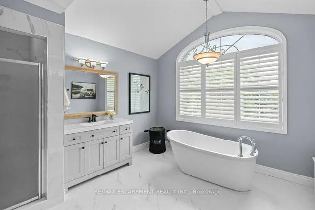 Additional property image - 1560 Rixon Way