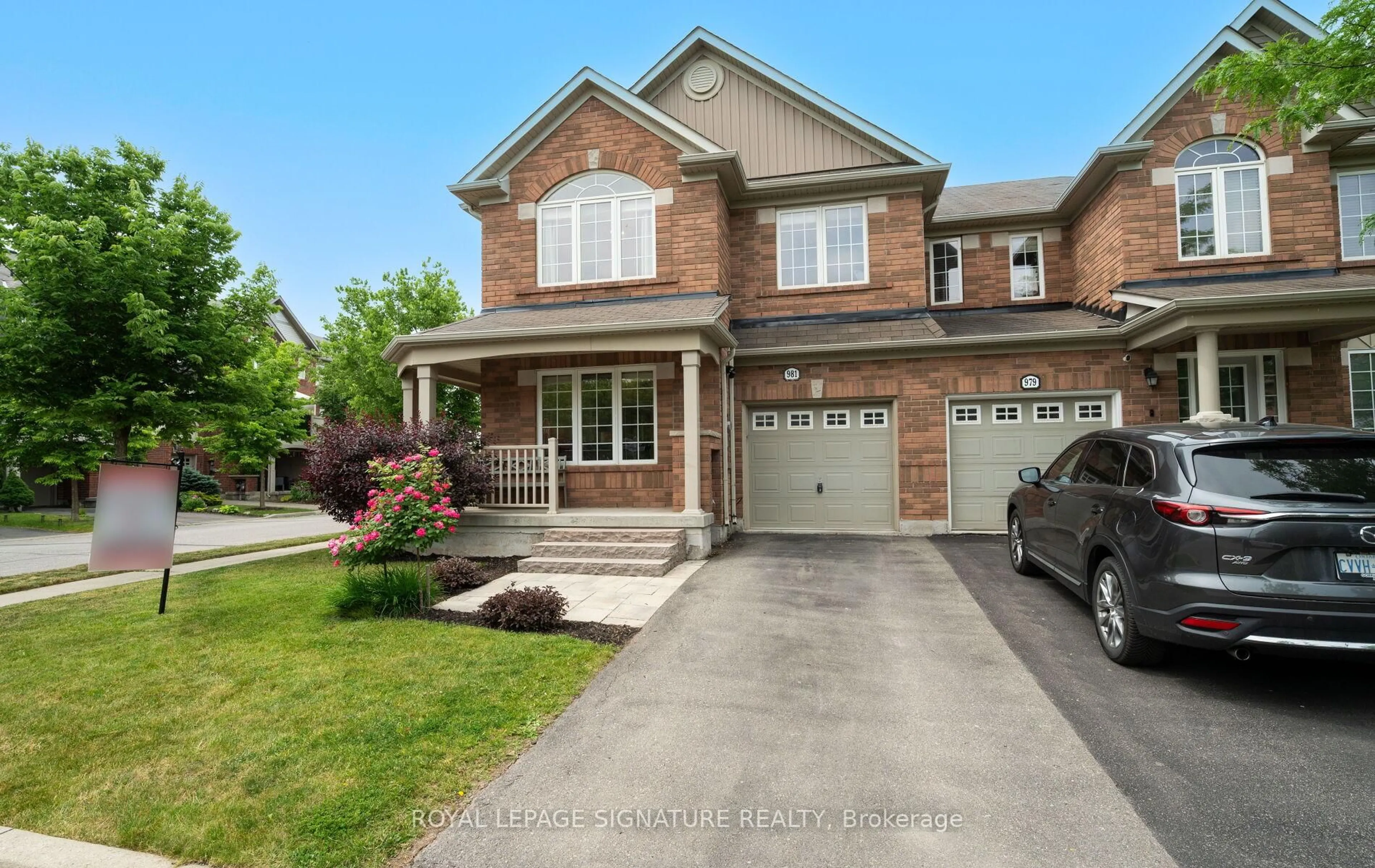Home with brick exterior material, street for 981 McTrach Cres, Milton Ontario L9T 7B9