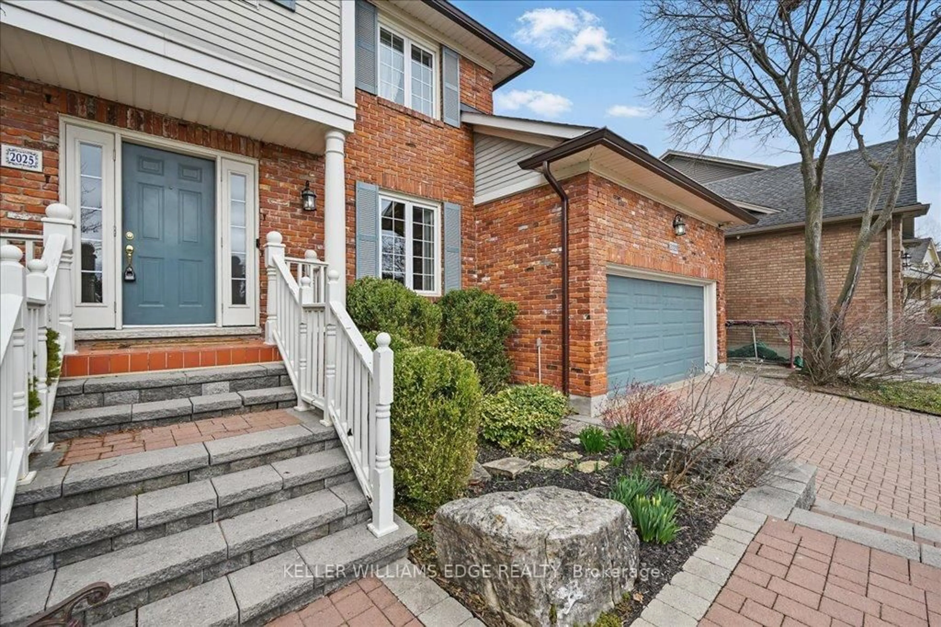 Home with brick exterior material, street for 2025 Foster Crt, Burlington Ontario L7P 4P4