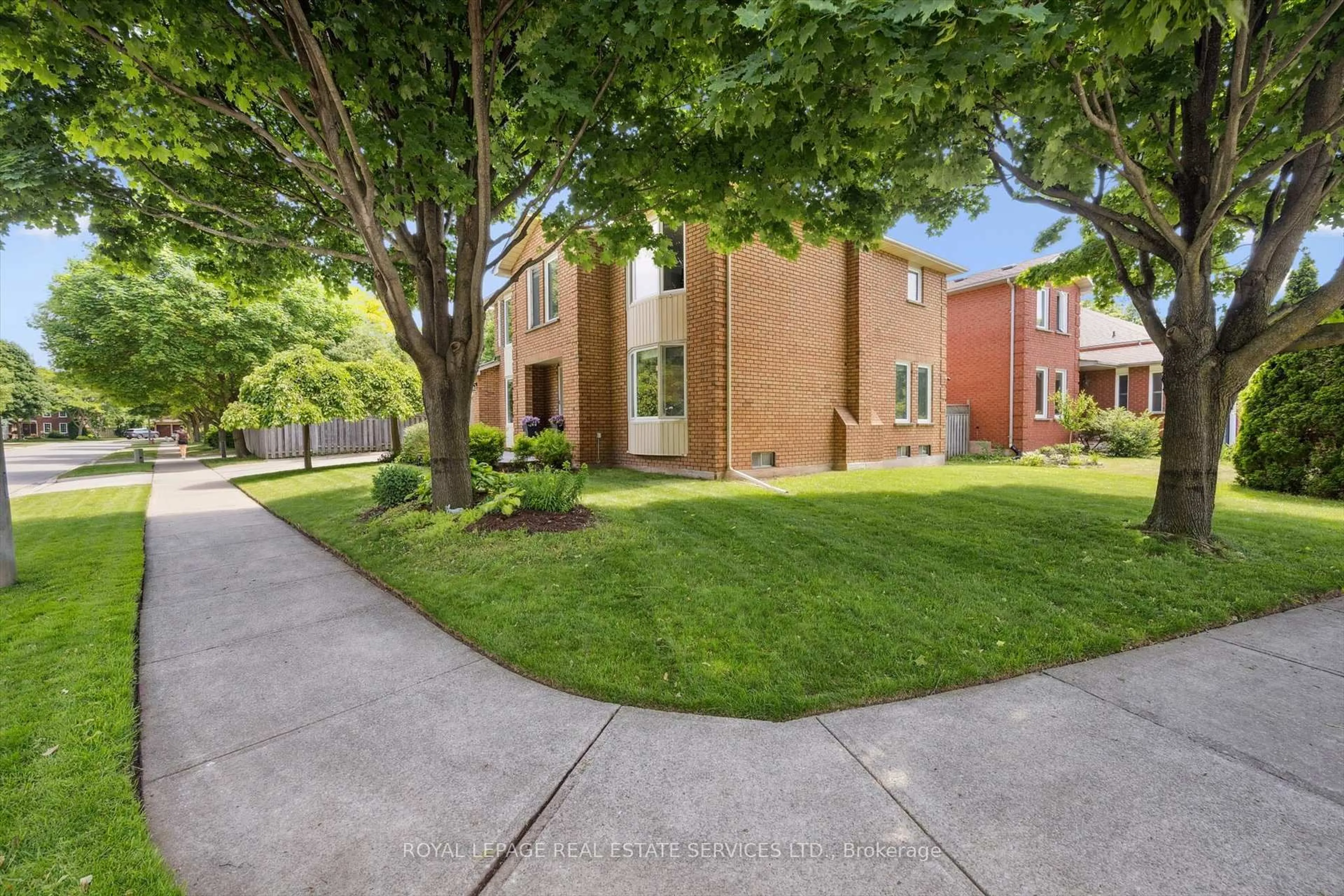 Unknown for 1448 Stationmaster Lane, Oakville Ontario L6M 3A7