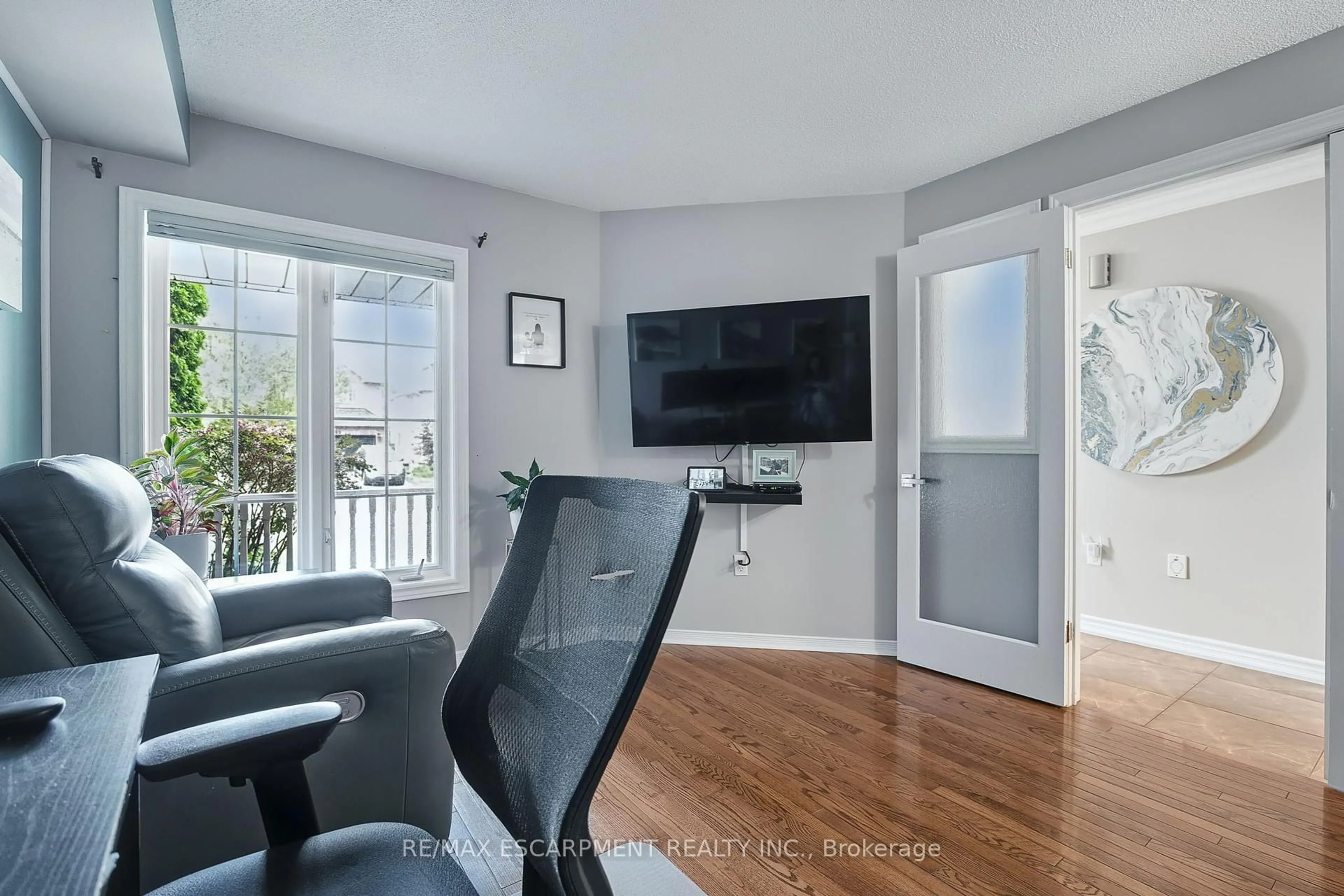 Unknown for 4102 Bianca Forest Dr, Burlington Ontario L7M 4L2