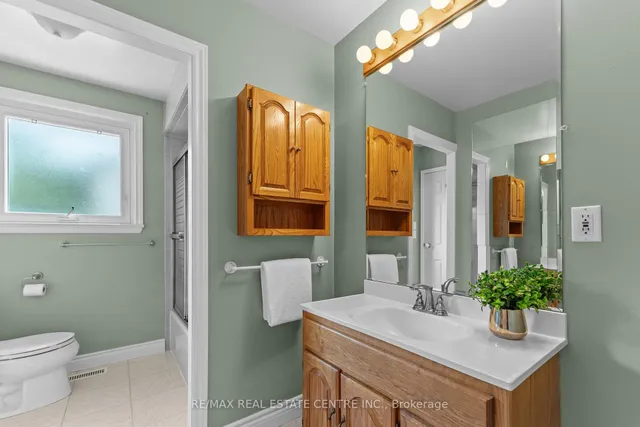 Additional image 17 of 40 Jerome Cres