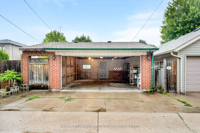 Additional image 17 of 30 Mould Ave