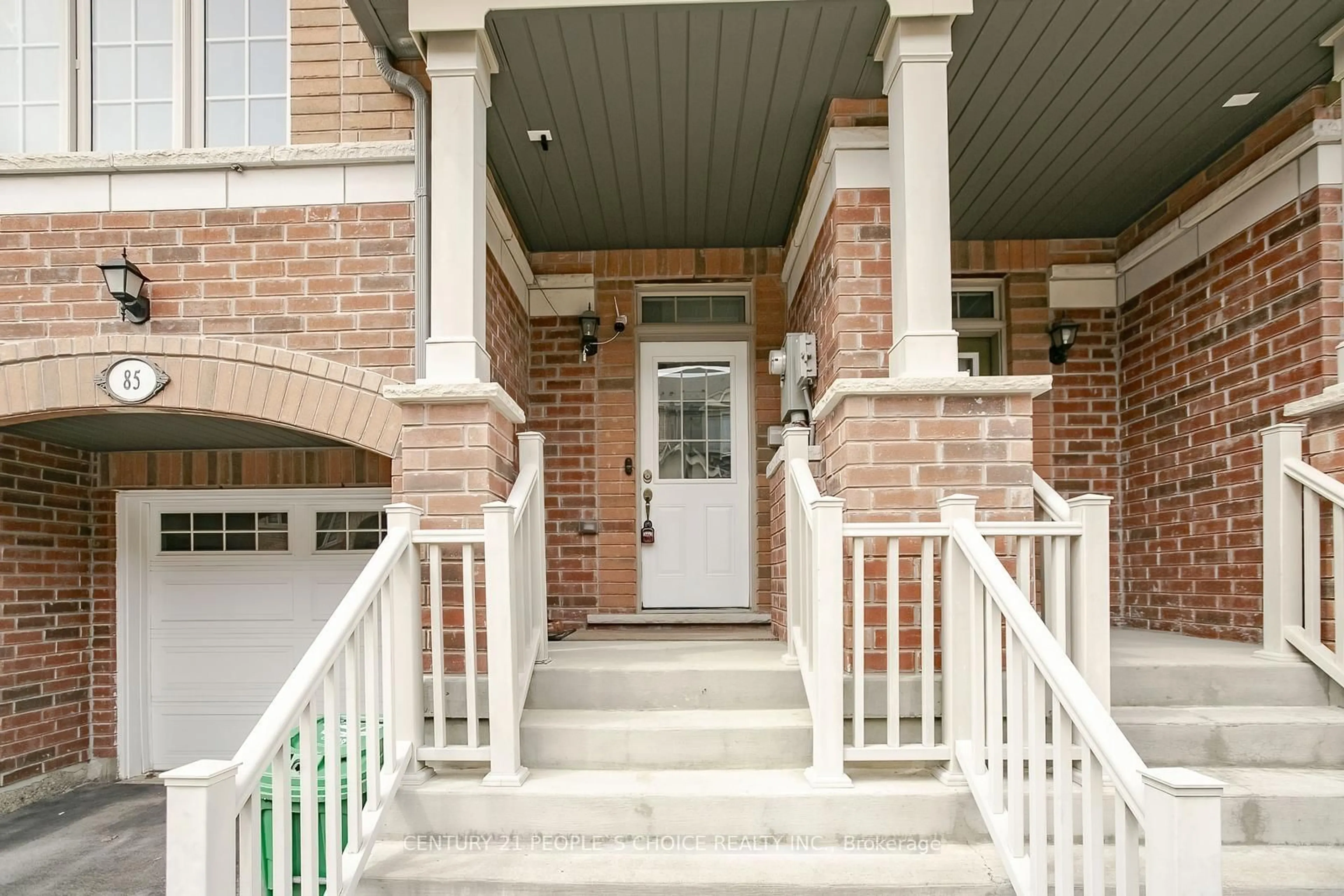 Unknown for 85 Sea Drifter Cres, Brampton Ontario L6P 2S1