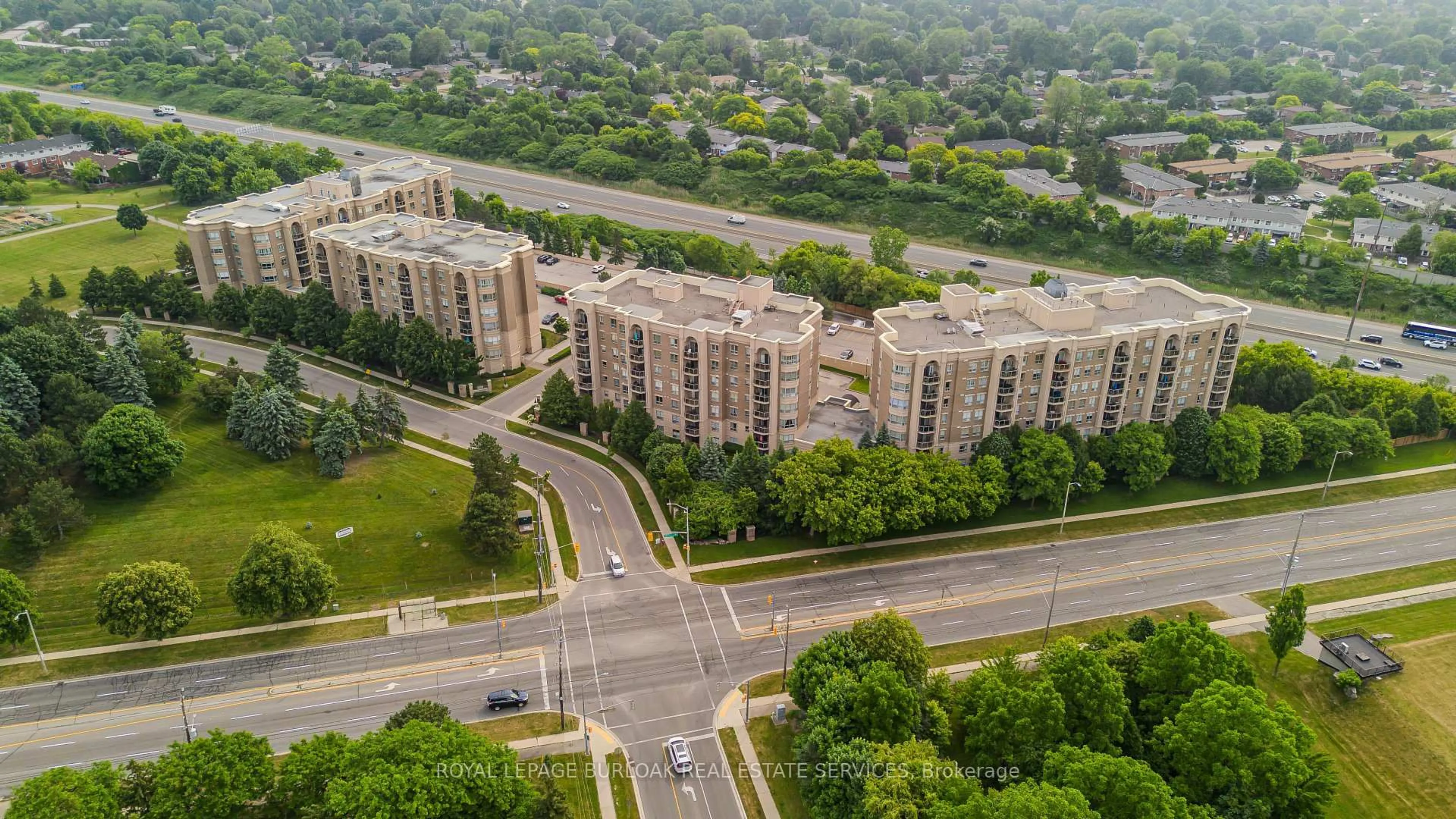 A pic from outside/outdoor area/front of a property/back of a property/a pic from drone, city buildings view from balcony for 2085 Amherst Heights Dr #401, Burlington Ontario L7P 5C2