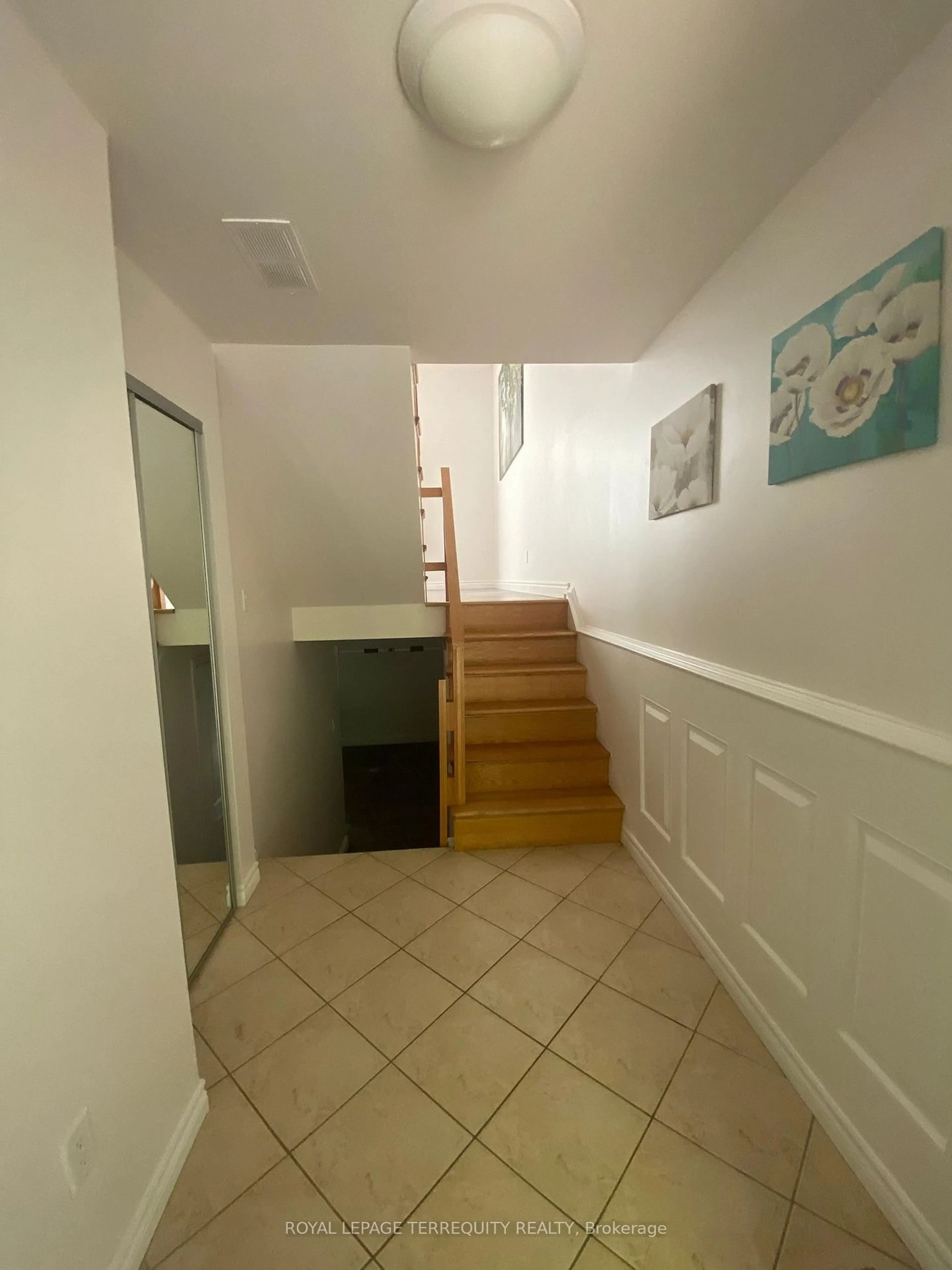 Unknown for 431 Mill Rd #8, Toronto Ontario M9C 1Z2
