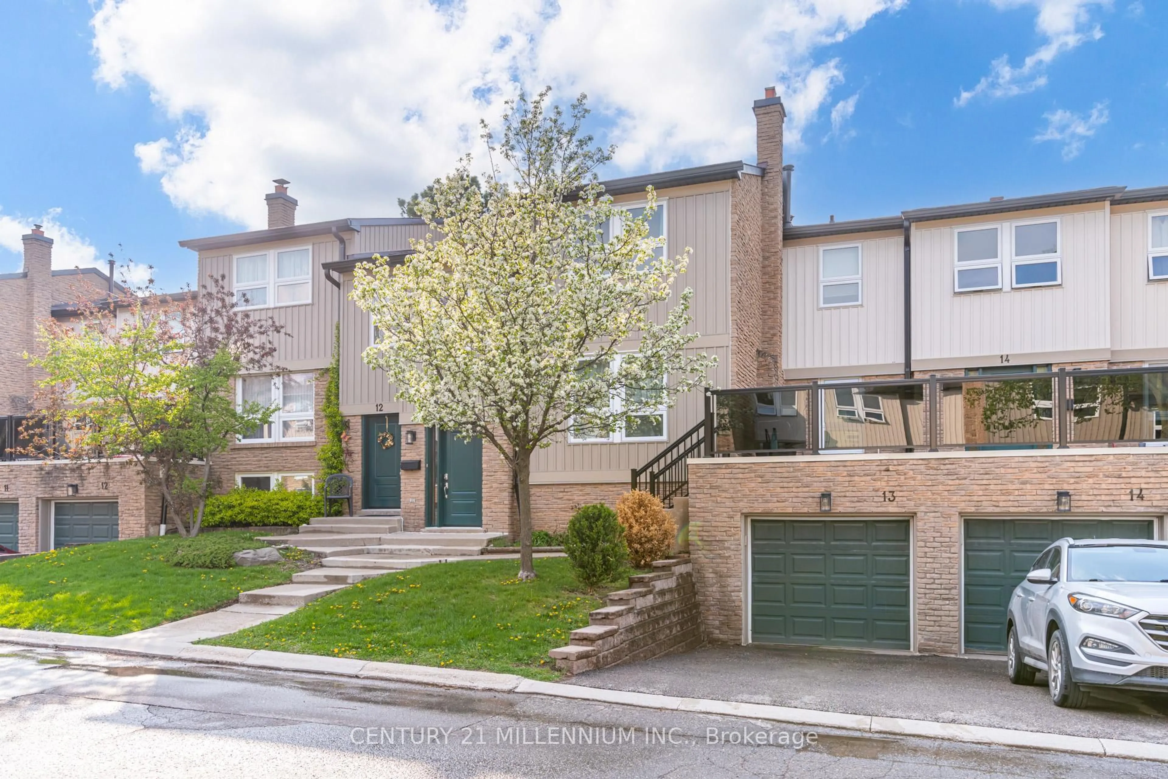 A pic from outside/outdoor area/front of a property/back of a property/a pic from drone, street for 7080 Copenhagen Rd #13, Mississauga Ontario L5N 2C9