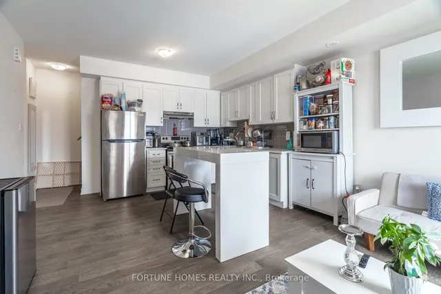 Additional property image - 39 John Perkins Bull Dr Unit 20