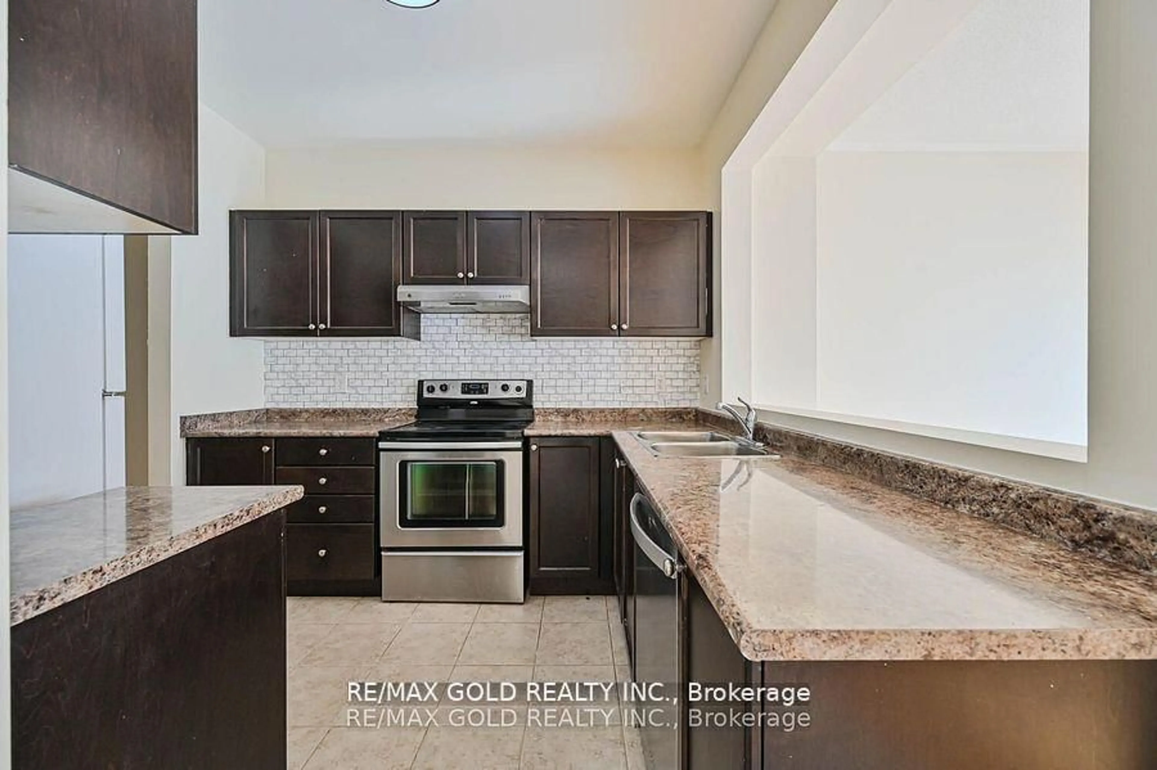 Unknown for 92 Cookview Dr, Brampton Ontario L6R 3V1