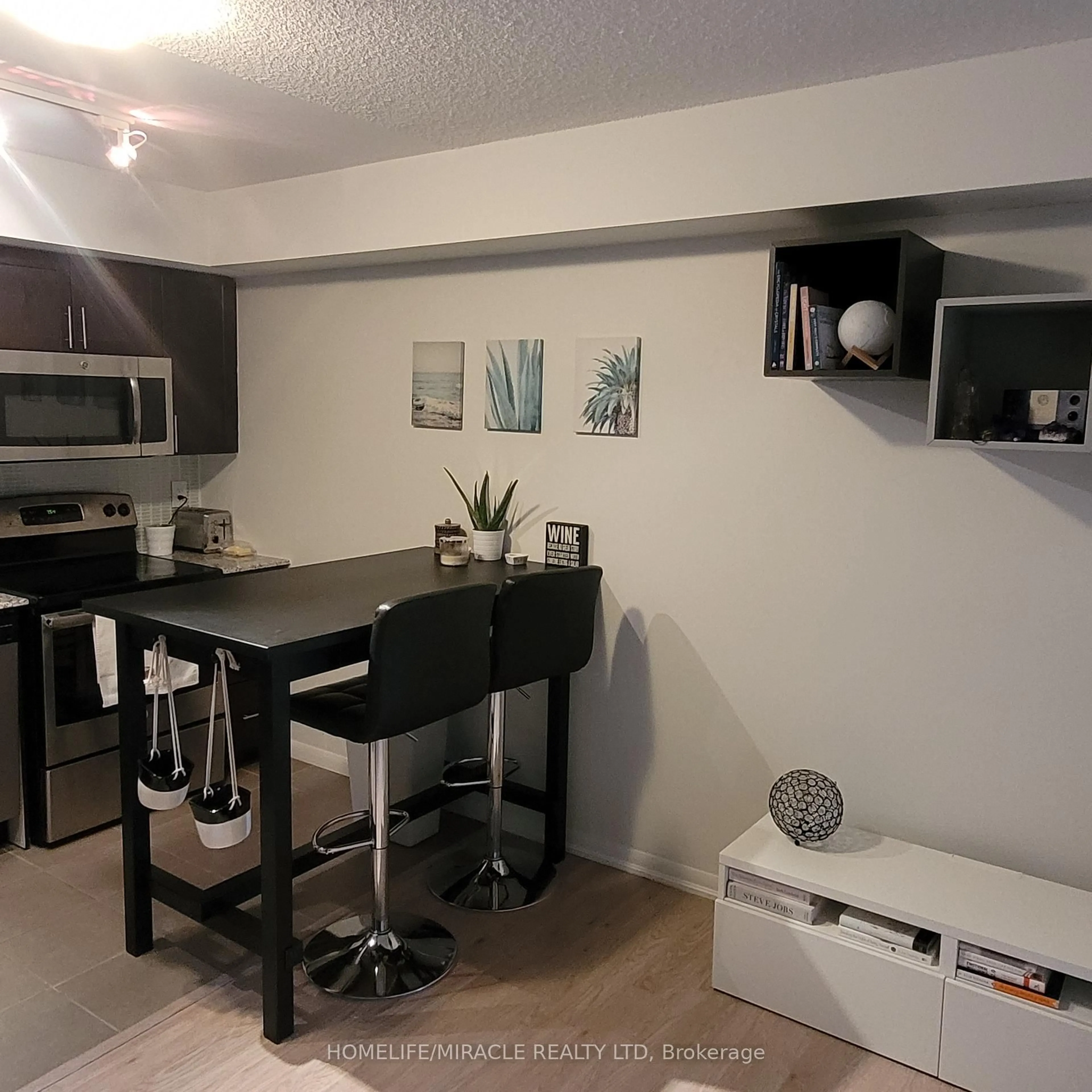 Unknown for 830 Lawrence Ave #529, Toronto Ontario M6A 0A2