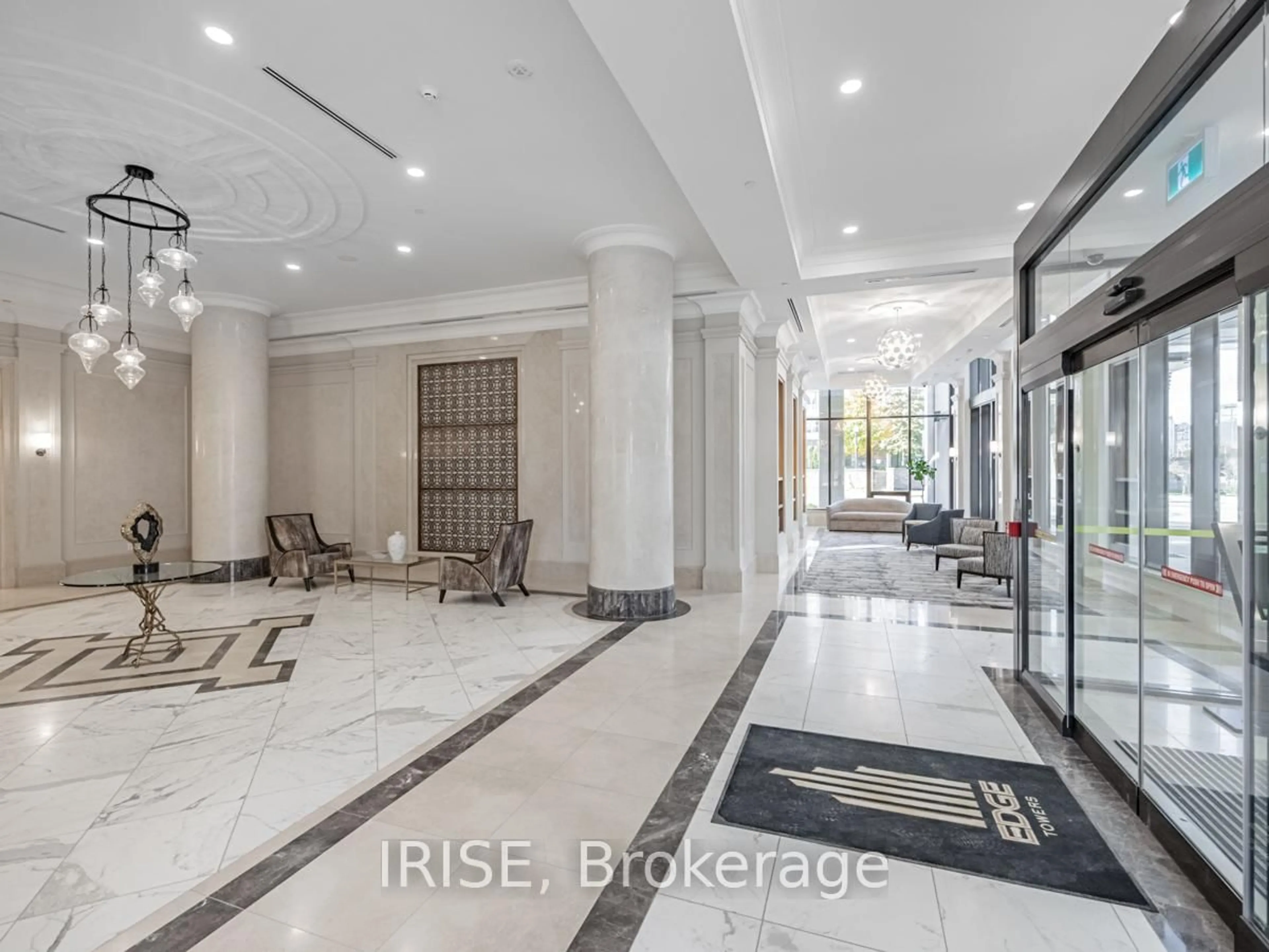 Indoor foyer for 36 Elm Dr #2107, Mississauga Ontario L5B 0N3