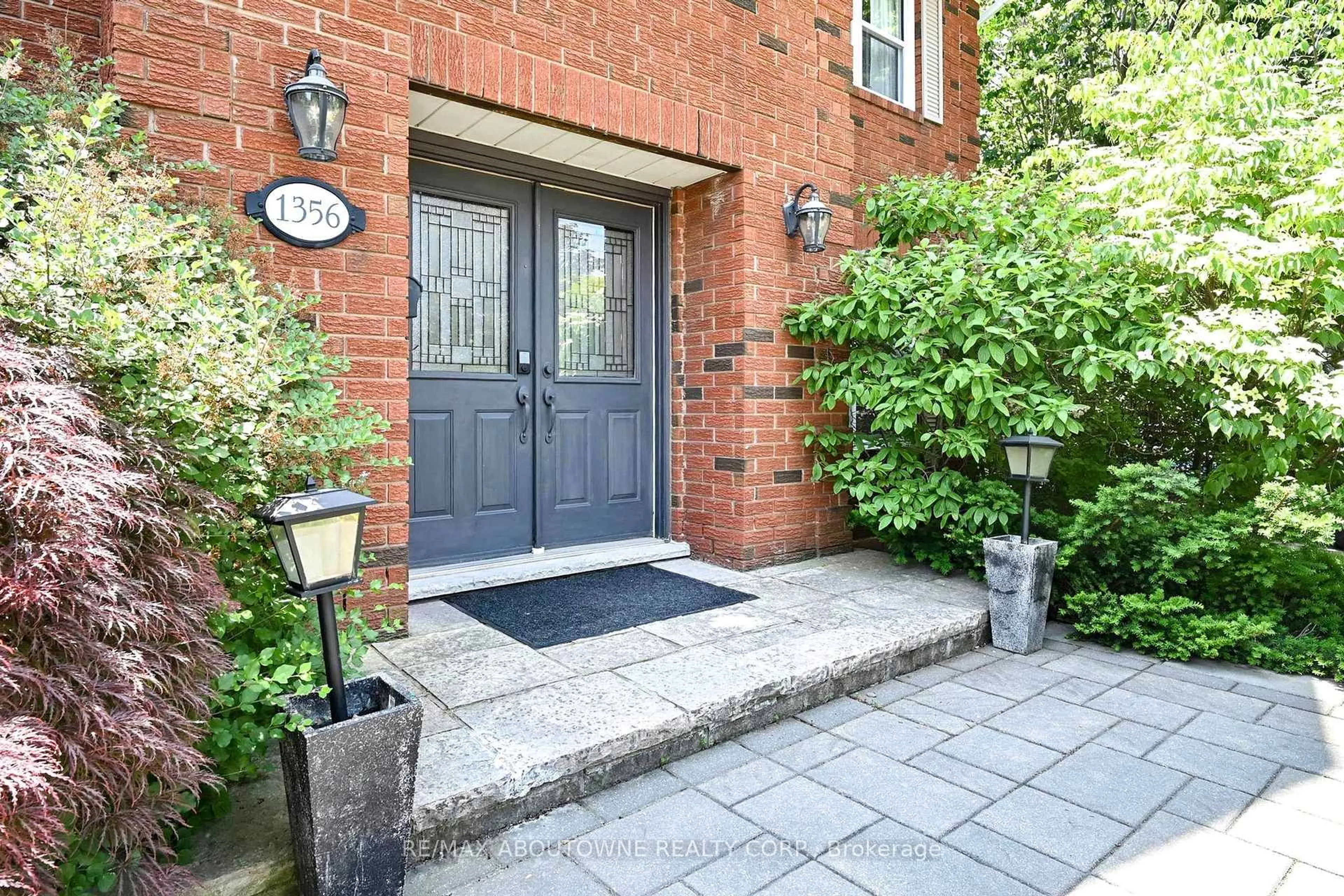 Home with brick exterior material, street for 1356 Monks Pass, Oakville Ontario L6M 1J5
