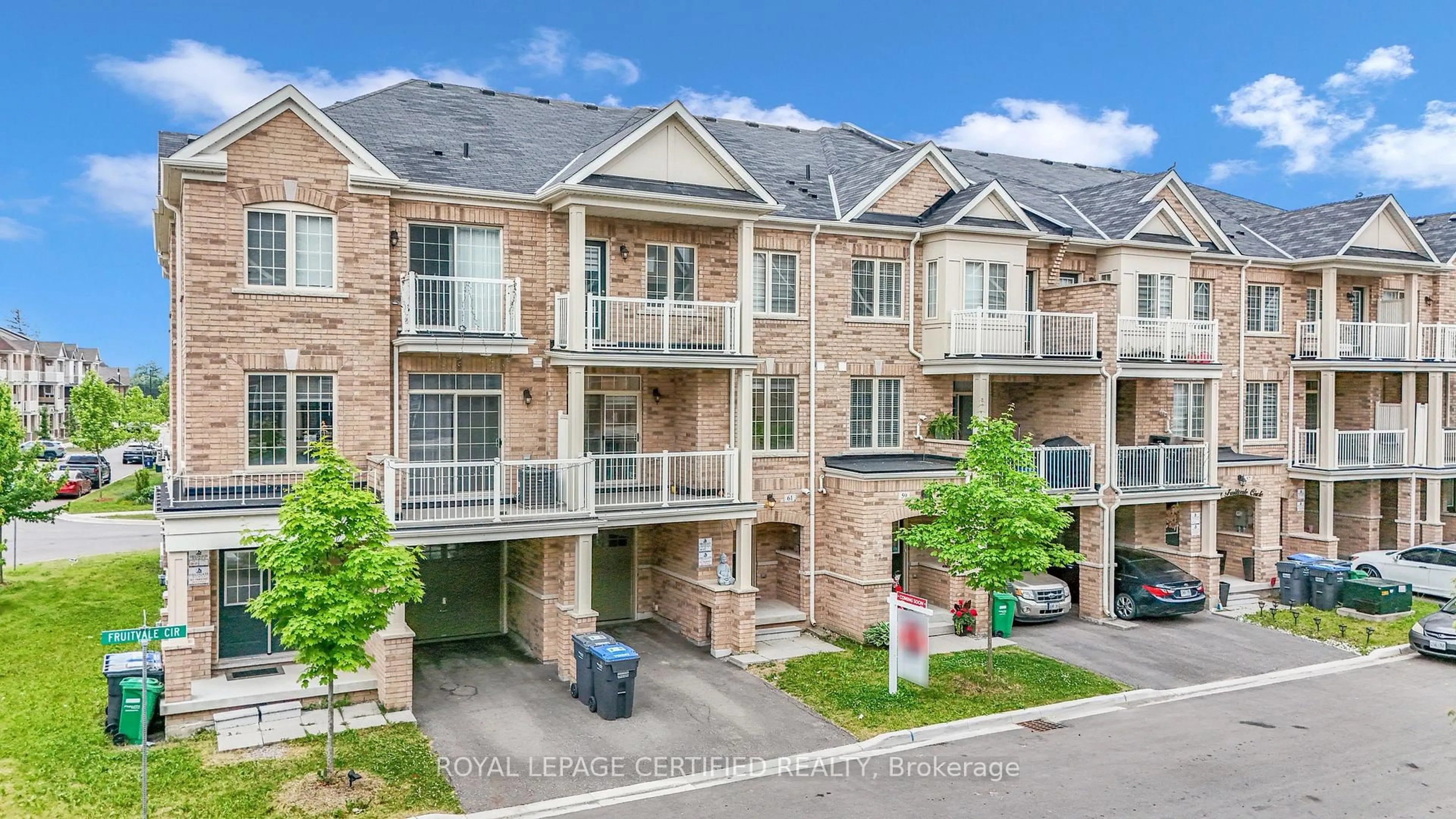 A pic from outside/outdoor area/front of a property/back of a property/a pic from drone, unknown for 61 Fruitvale Circ, Brampton Ontario L7A 5B9