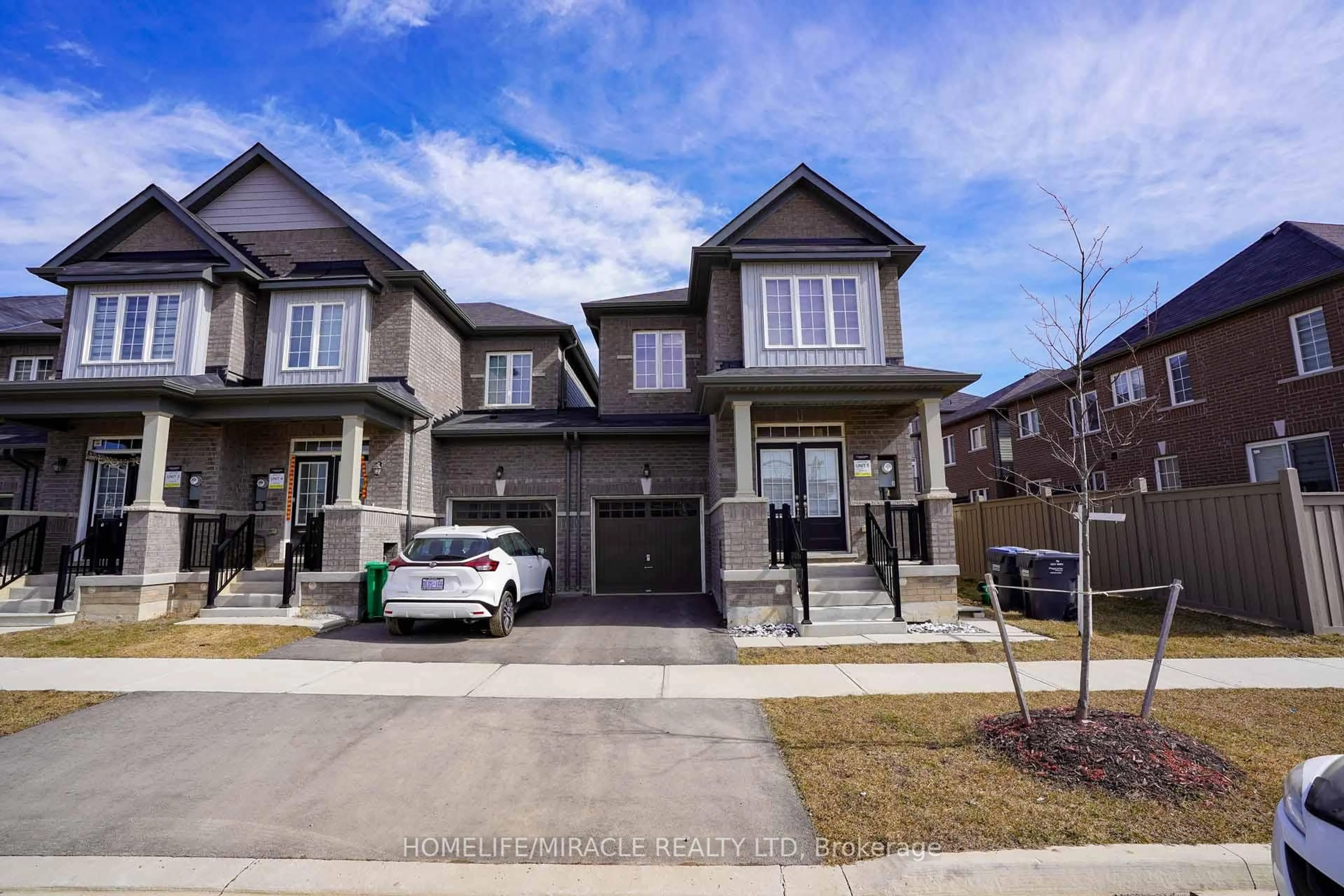 Home with brick exterior material, street for 35 Sail Rd, Brampton Ontario L7A 4W7