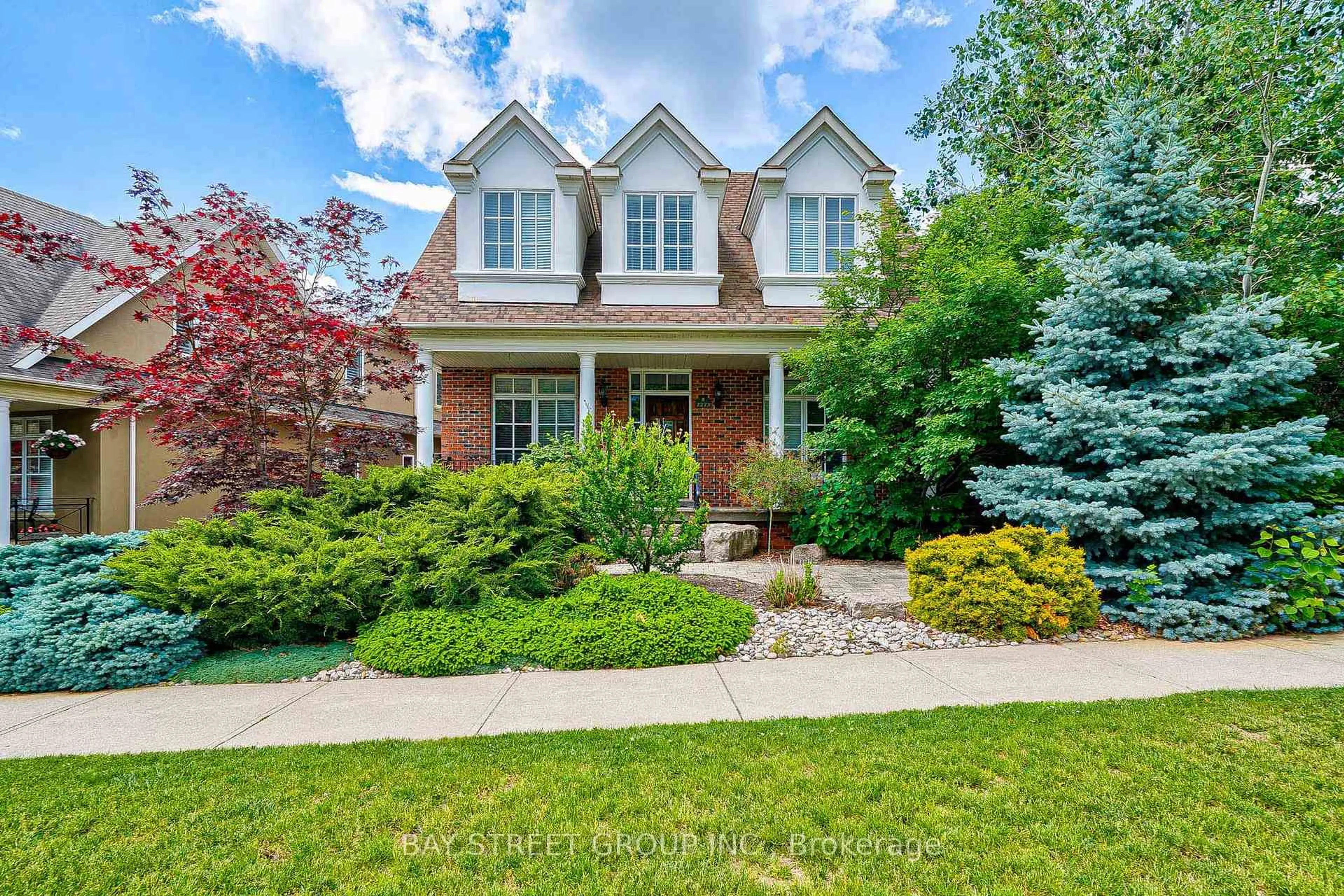 Home with brick exterior material, street for 2273 Woodfield Rd, Oakville Ontario L6H 6Y8