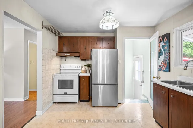 Additional image 36 of 2118 Cavendish Dr