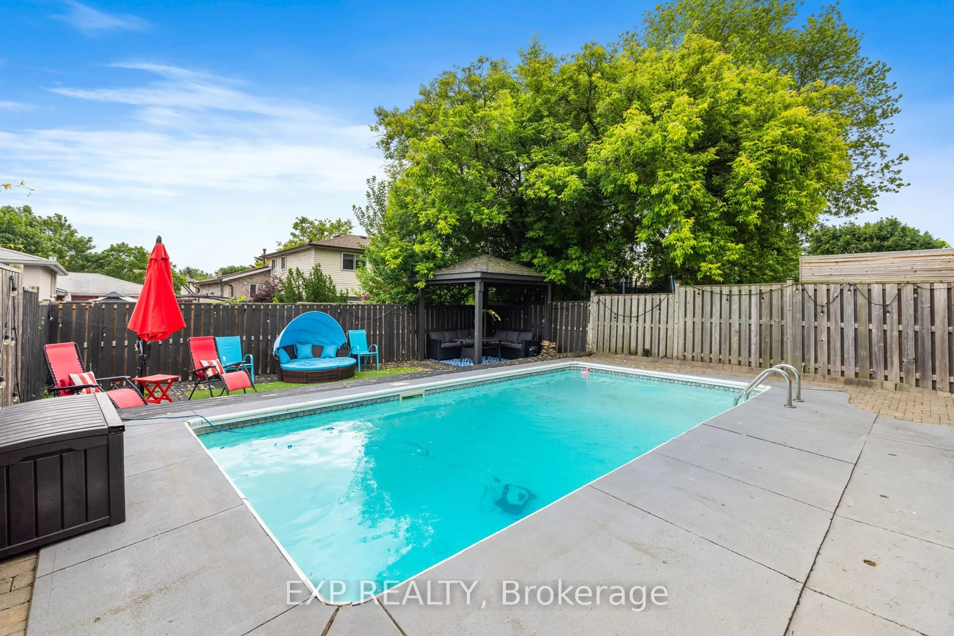 Pool for 578 Laurier Ave, Milton Ontario L9T 4G8