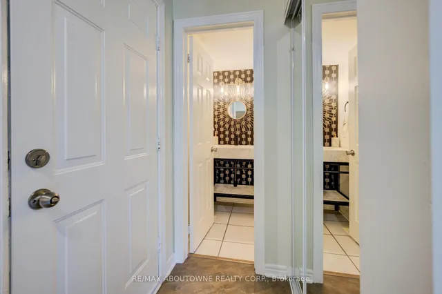 Additional property image - 399 RAVINEVIEW Way