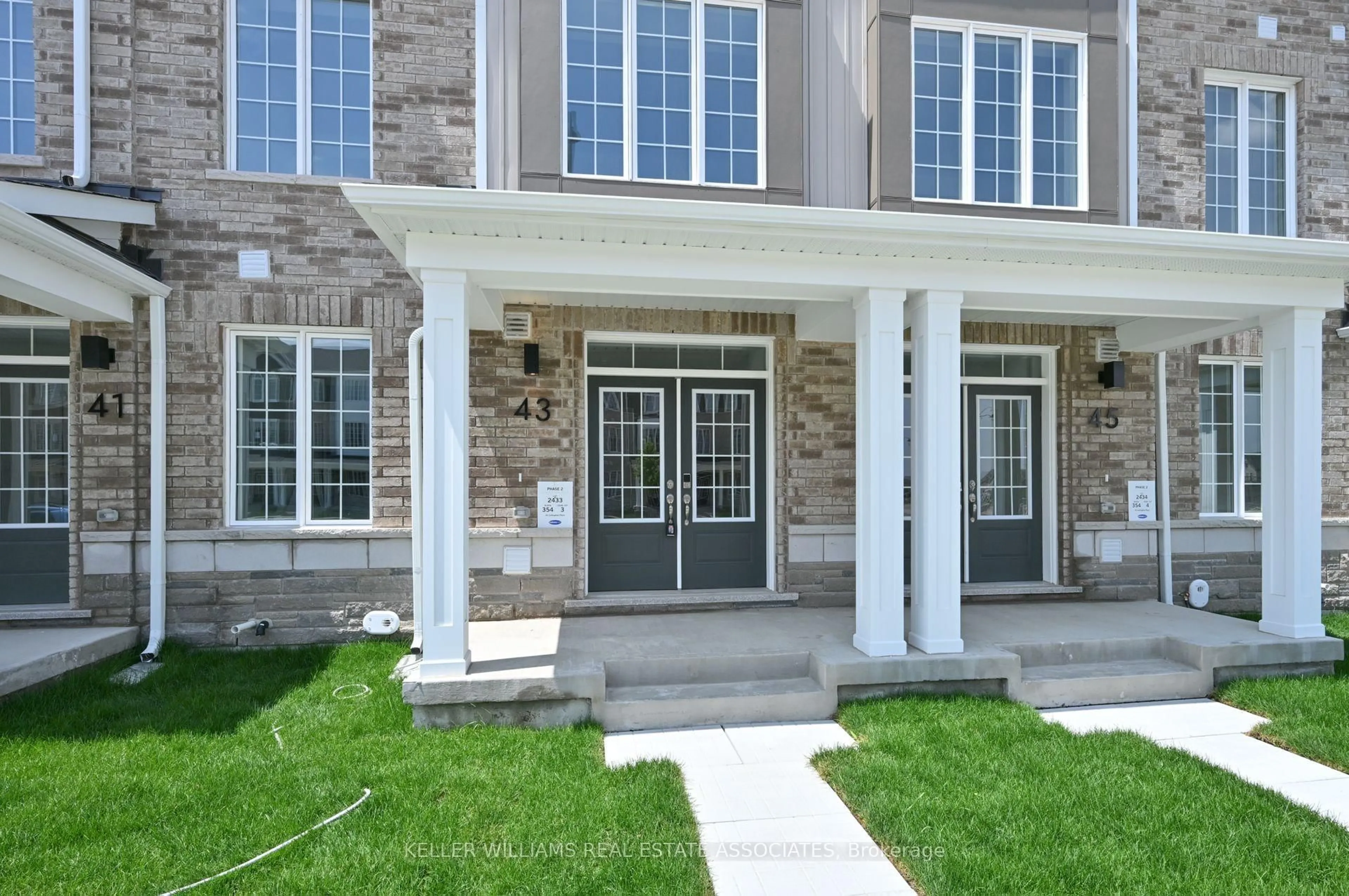 Unknown for 43 Cullingtree Pl, Caledon Ontario L7C 4N7