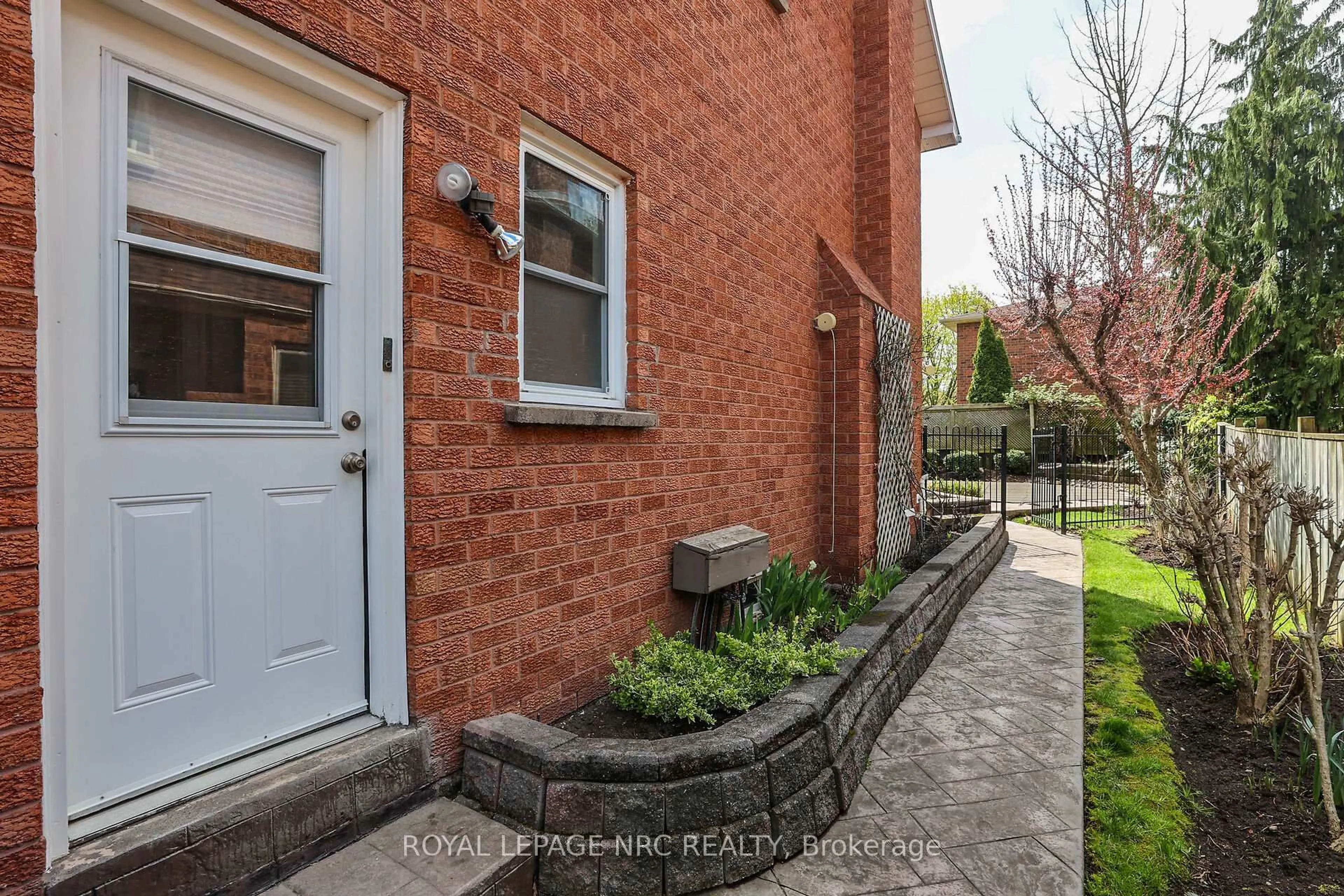 Home with brick exterior material, street for 1152 Rushbrooke Dr, Oakville Ontario L6M 1K1