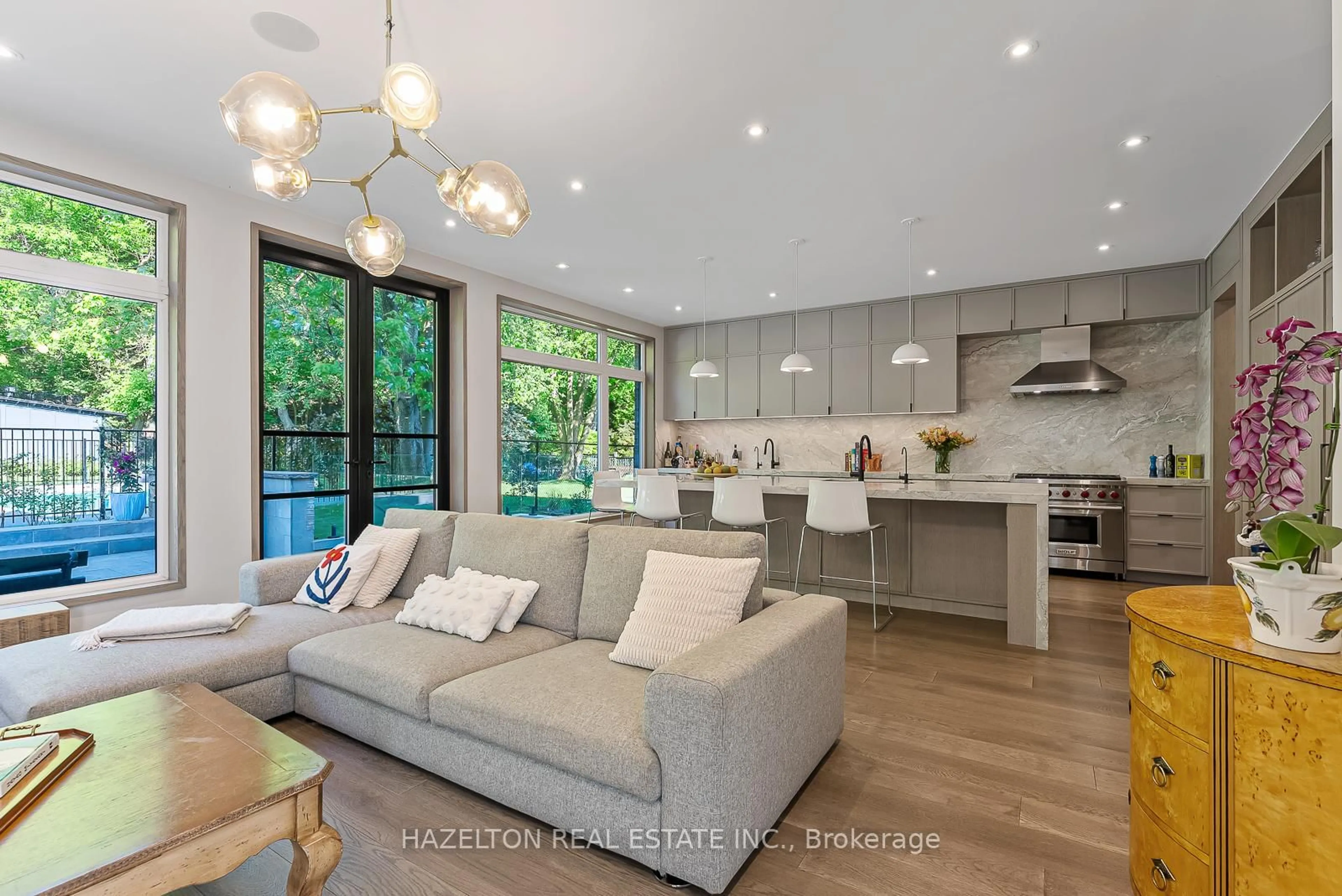 Open concept kitchen, unknown for 35 Worthington Cres, Toronto Ontario M6S 3P5