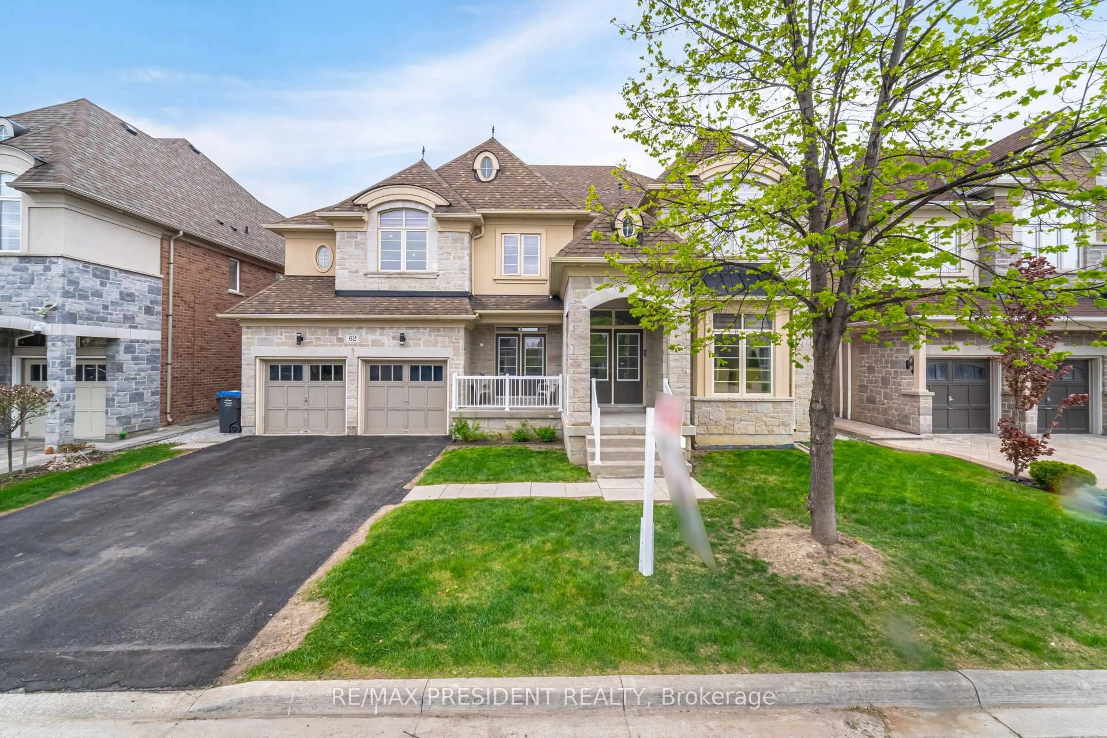 Home with brick exterior material, street for 62 Bakersfield Rd, Brampton Ontario L6P 3Y5