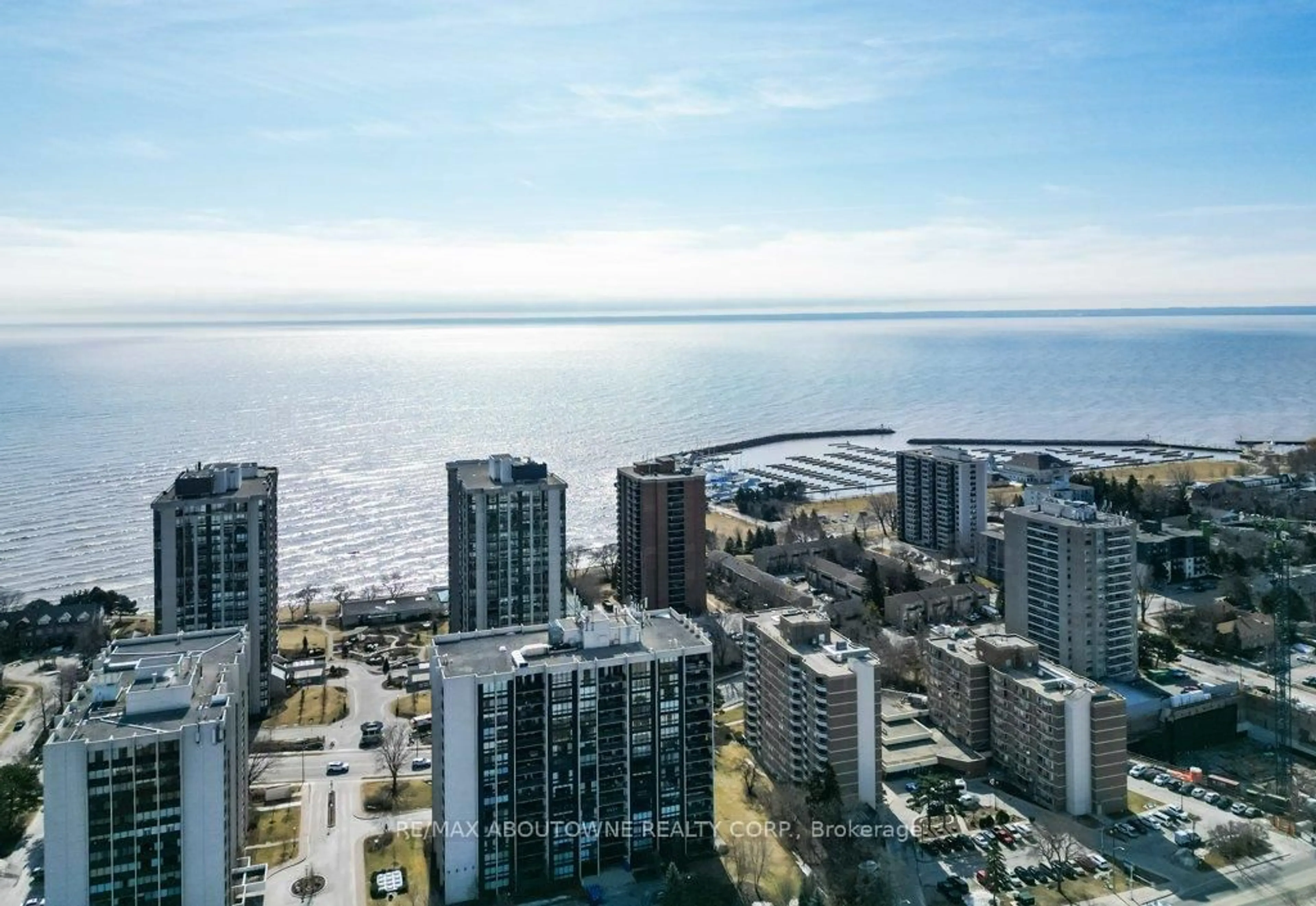 A pic from outside/outdoor area/front of a property/back of a property/a pic from drone, water/lake/river/ocean view for 2180 Marine Dr #PH2, Oakville Ontario L6L 5V2