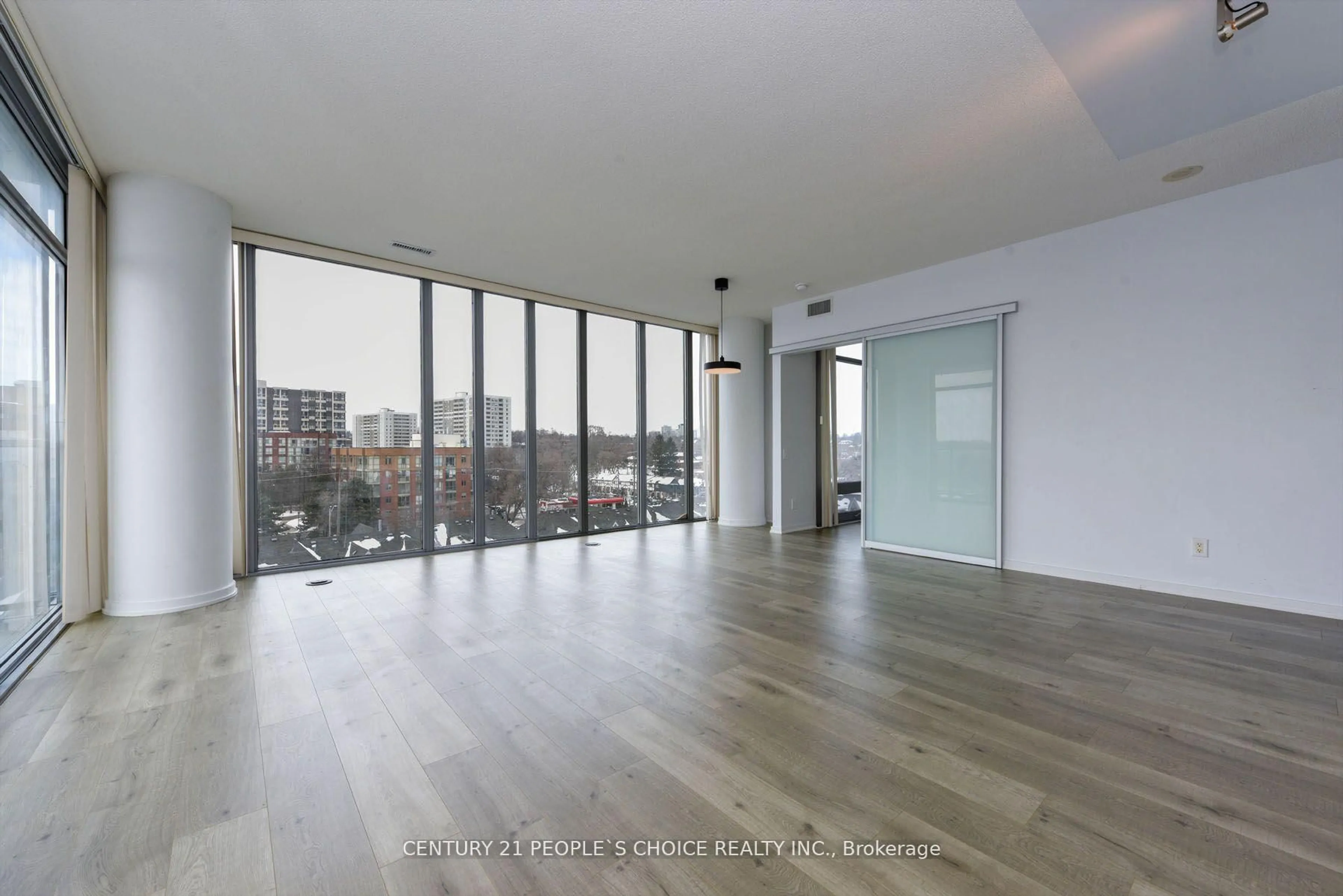 Indoor foyer for 105 The Queensway #610, Toronto Ontario M6S 5B5