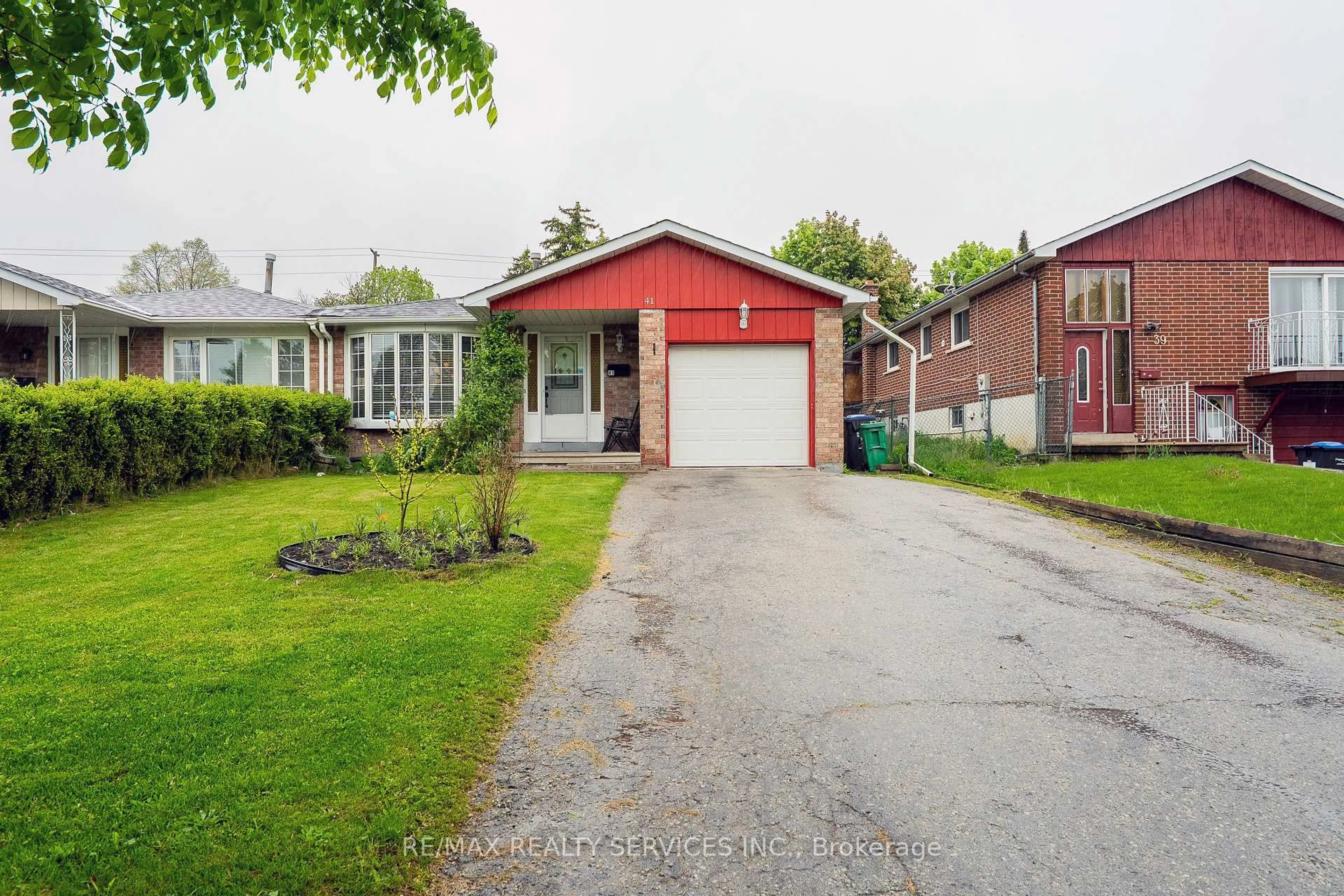 Unknown for 41 Mallard Cres, Brampton Ontario L6S 2T7