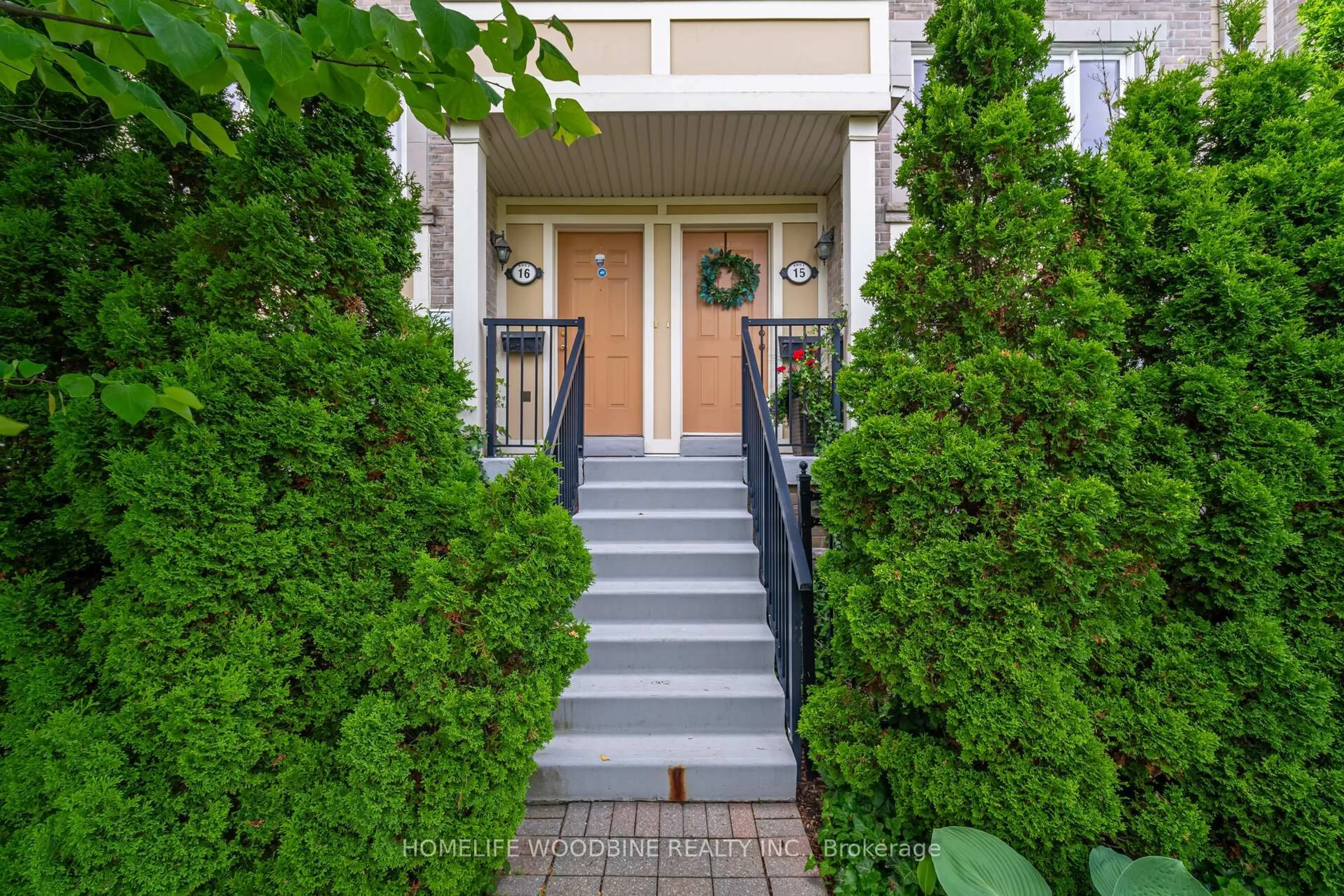 Unknown for 4861 Half Moon Grve #16, Mississauga Ontario L5M 8C7