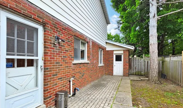 Additional image 8 of 1924 Steepbank Cres