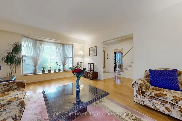 Additional image 43 of 1924 Steepbank Cres