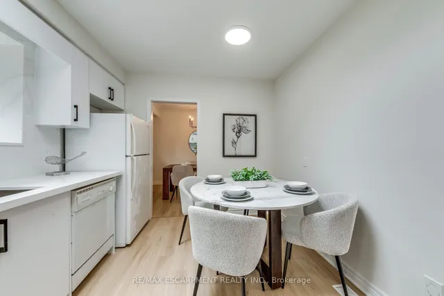 Additional property image - 564 Dynes Rd