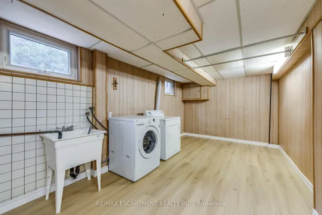 Additional property image - 564 Dynes Rd