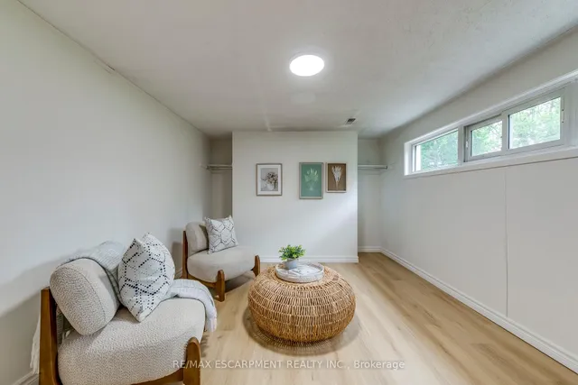 Additional property image - 564 Dynes Rd