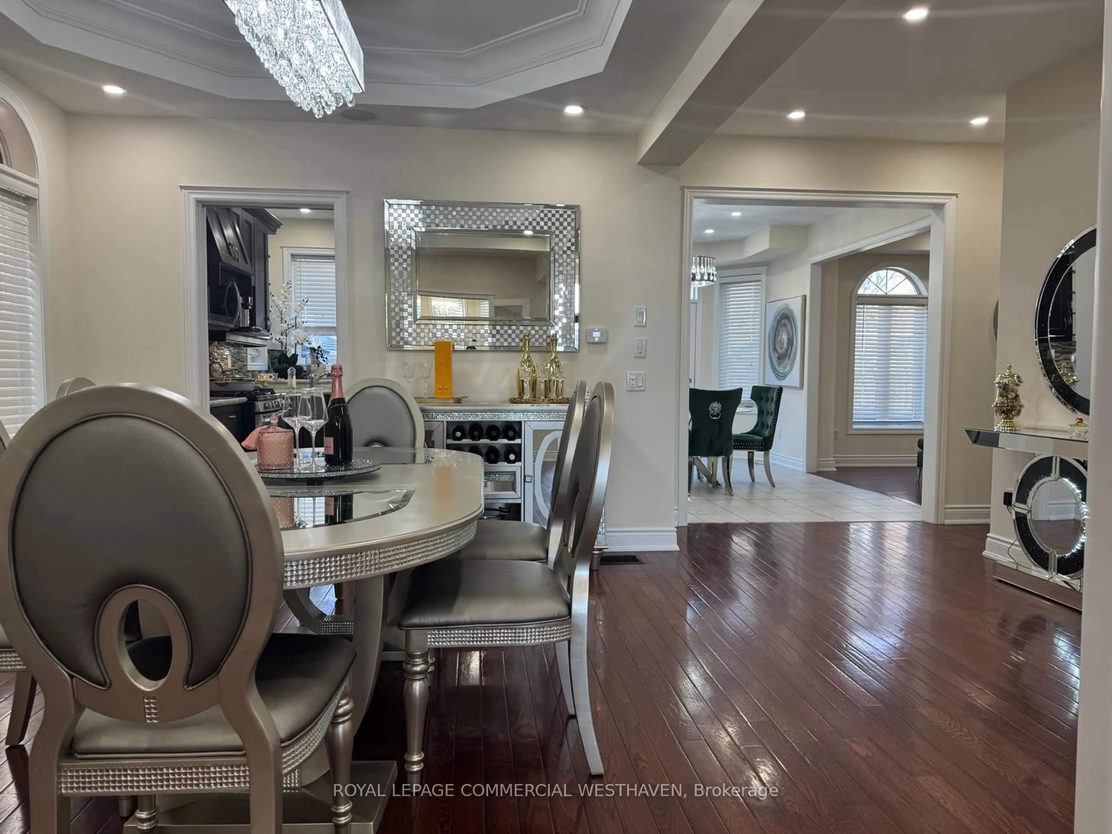 Dining room, unknown for 15 Quatro Cres, Brampton Ontario L6P 2T5