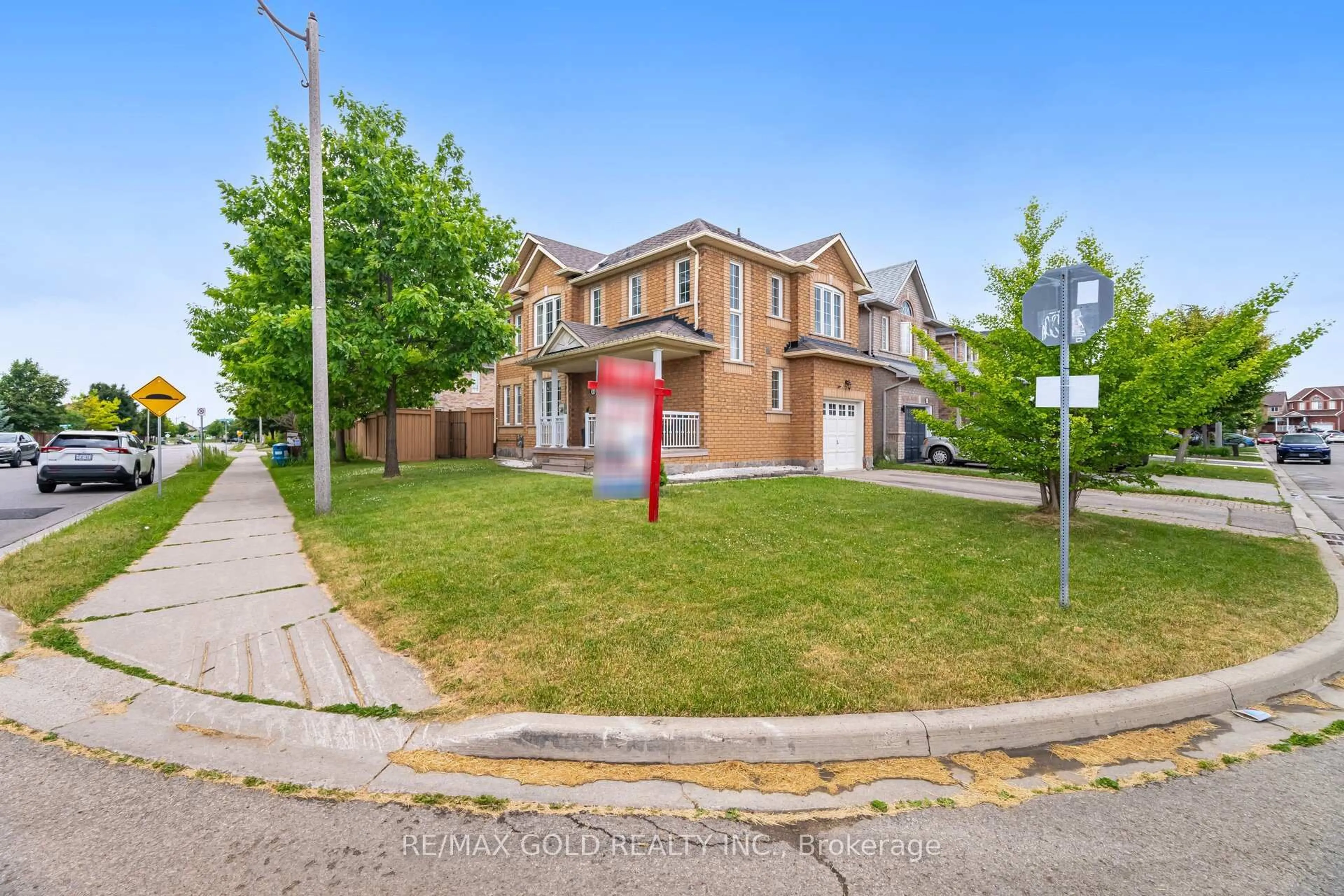 Unknown for 14 Westbrook Ave, Brampton Ontario L6P 1M1
