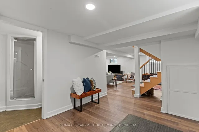 Additional property image - 617 Clark Ave
