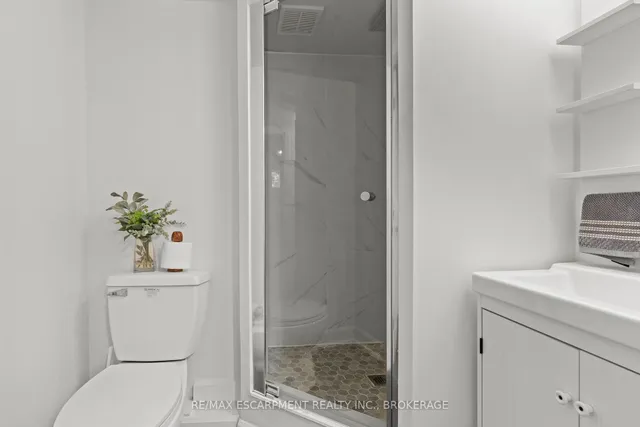 Additional property image - 617 Clark Ave