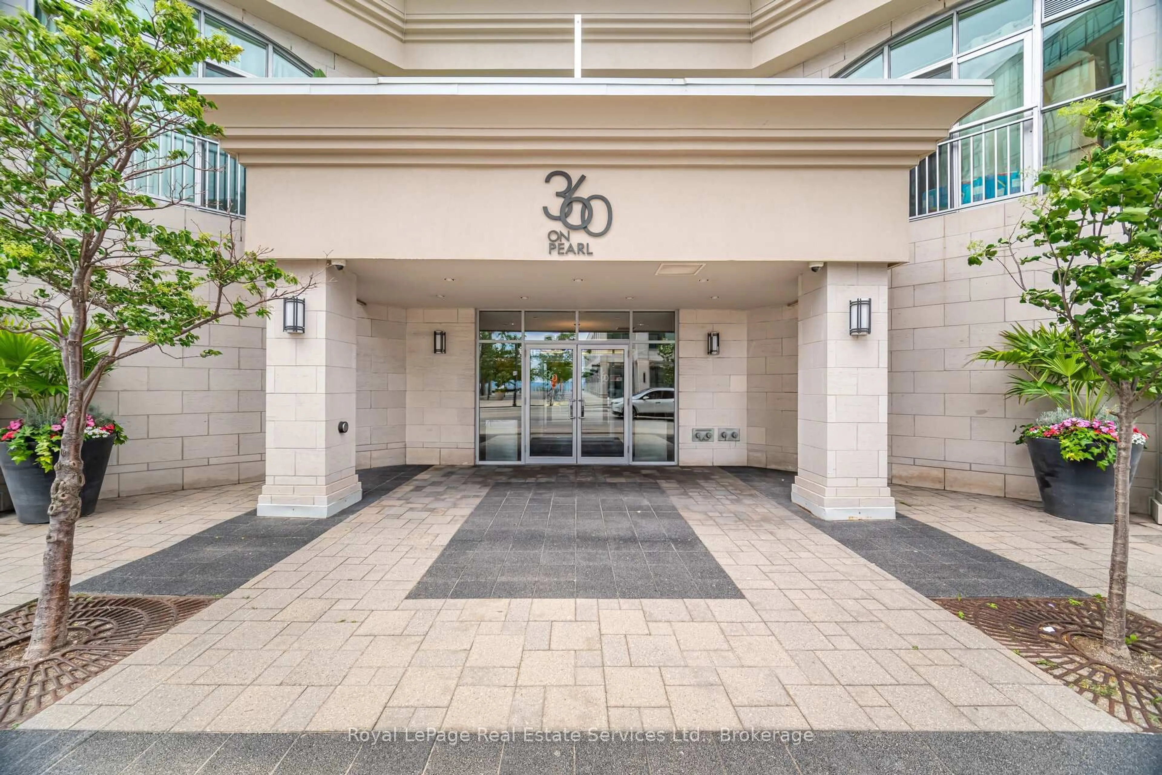 Unknown for 360 Pearl St #303, Burlington Ontario L7R 1E1