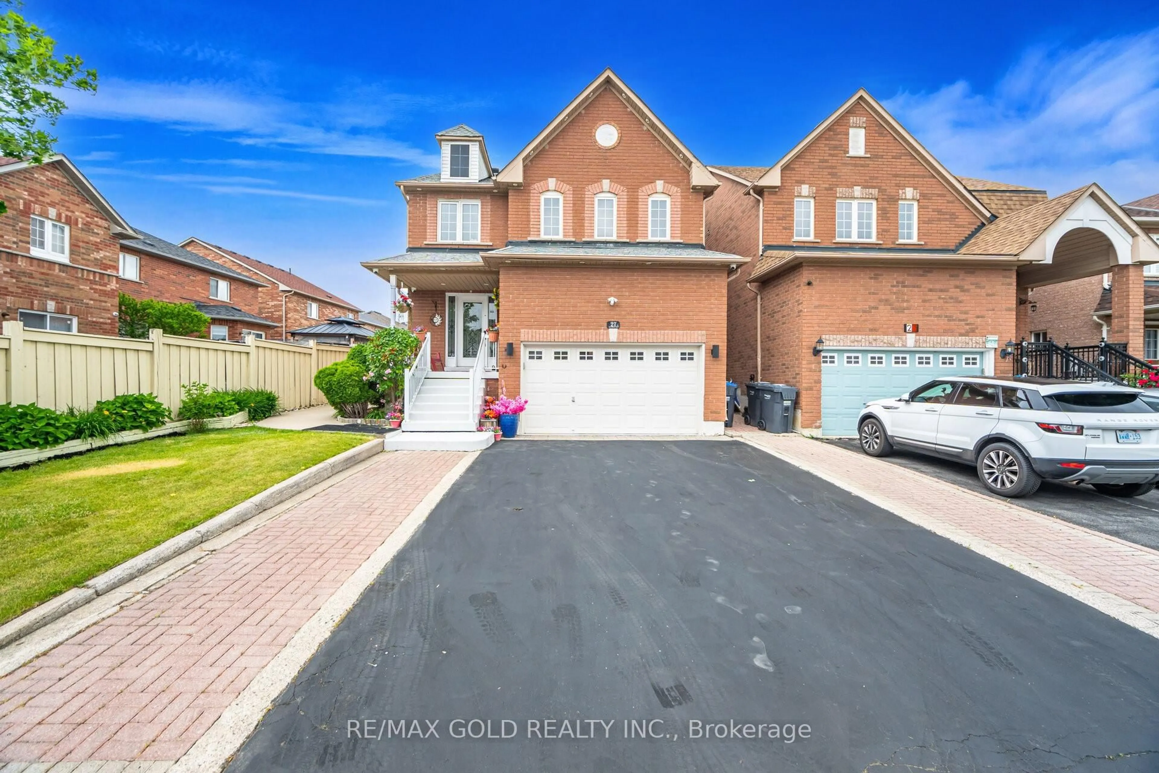 Unknown for 27 Whitehouse Cres, Brampton Ontario L6P 1M2
