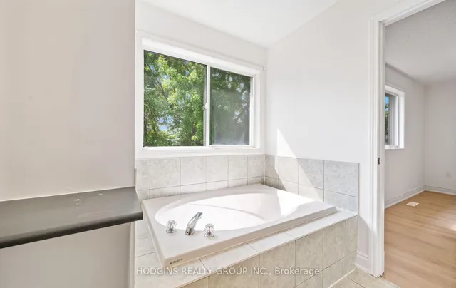 Additional property image - 1705 Samuelson Circ