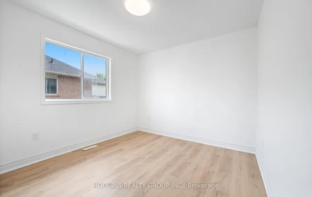 Additional property image - 1705 Samuelson Circ