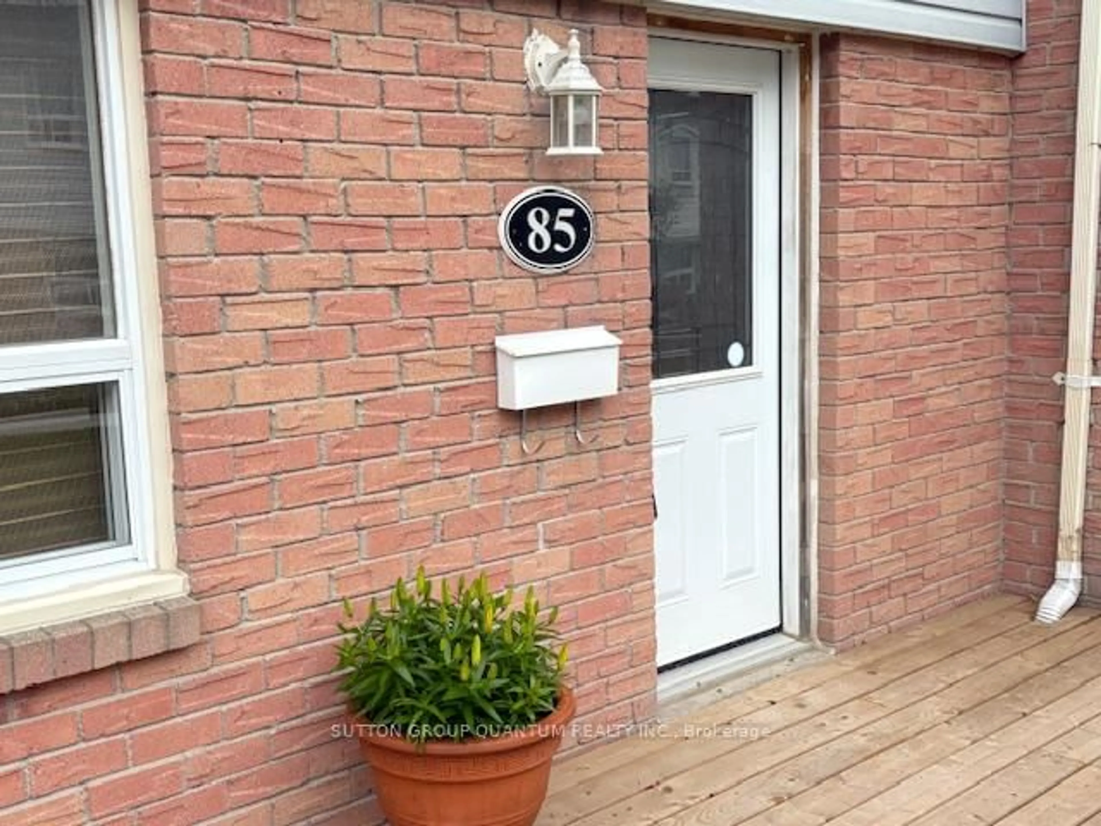 Unknown for 1055 Shawnmarr Rd #85, Mississauga Ontario L5H 3V2